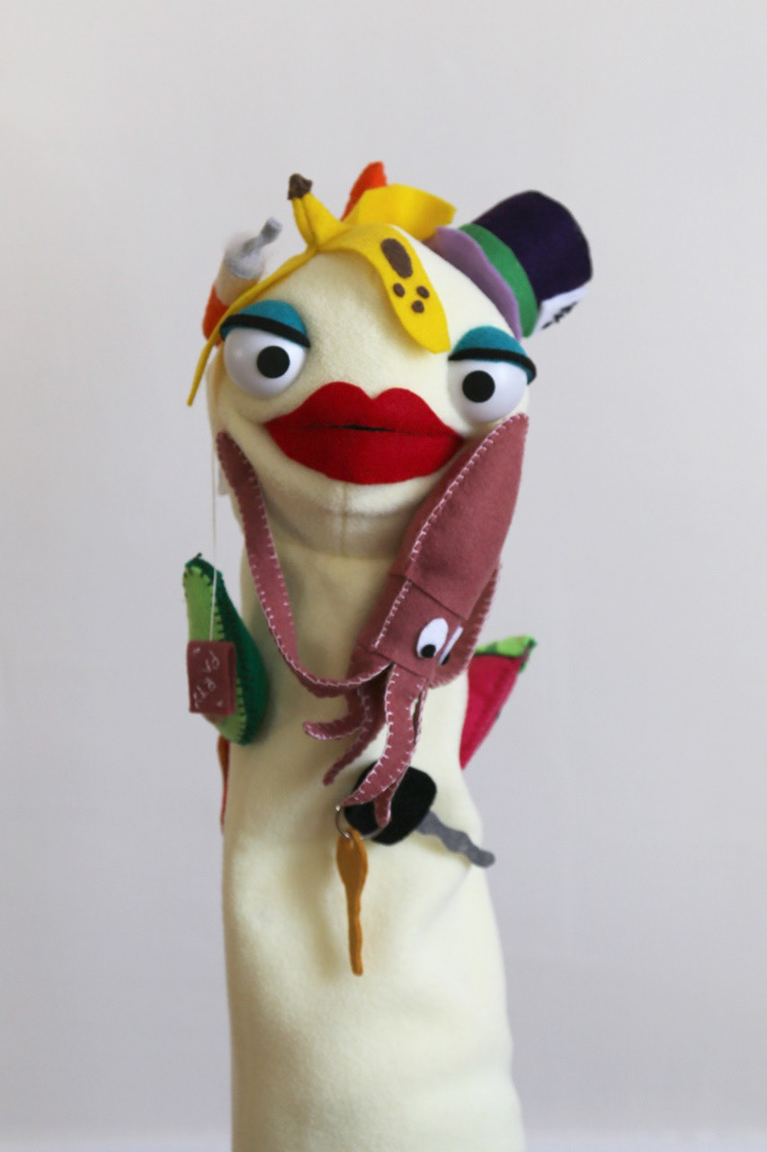 (The items on Marge can be positioned)