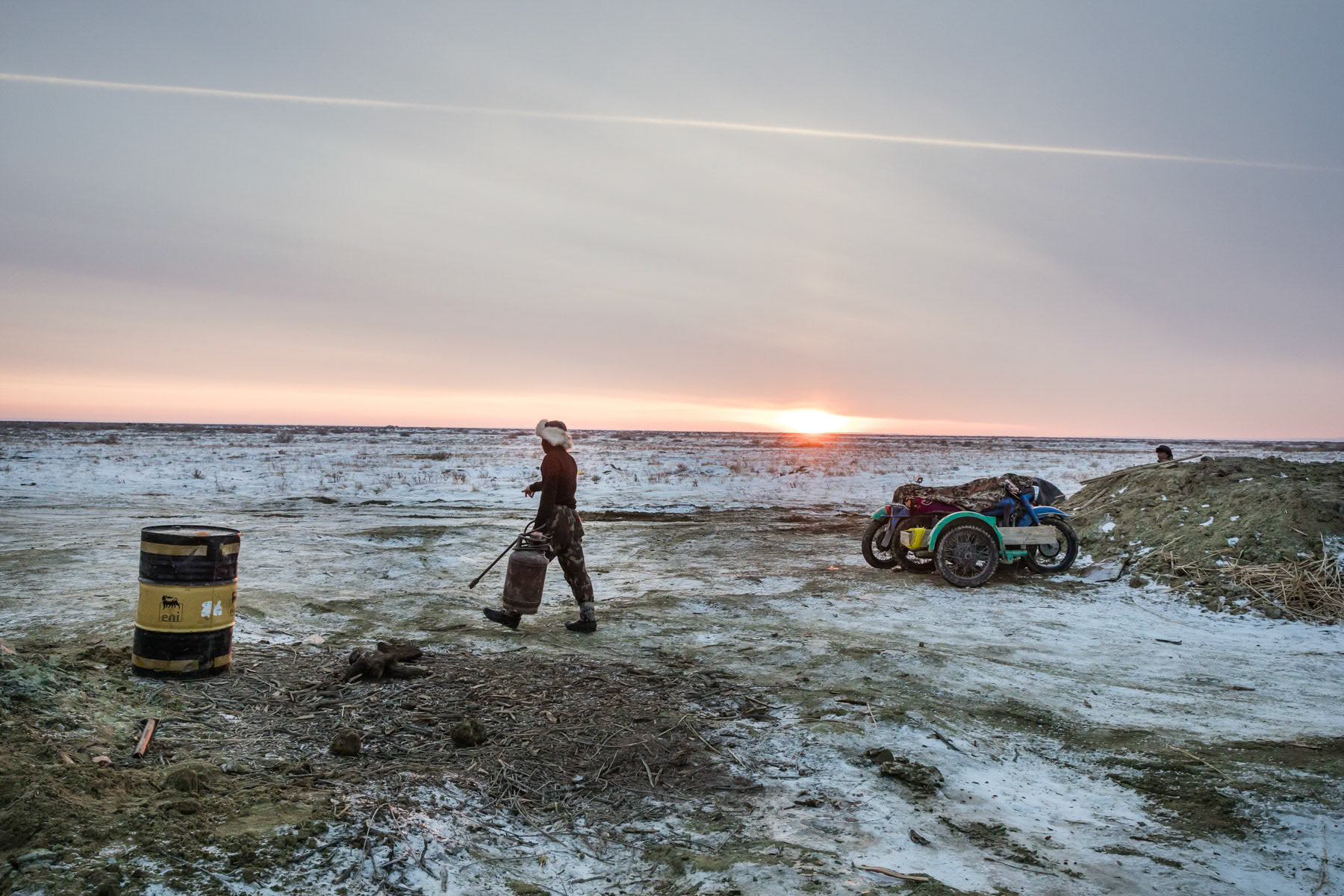 Fishermen base camp on the shore of the Aral Sea. The closest village is a 90 minutes drive away. Kazakhstan, January 2019