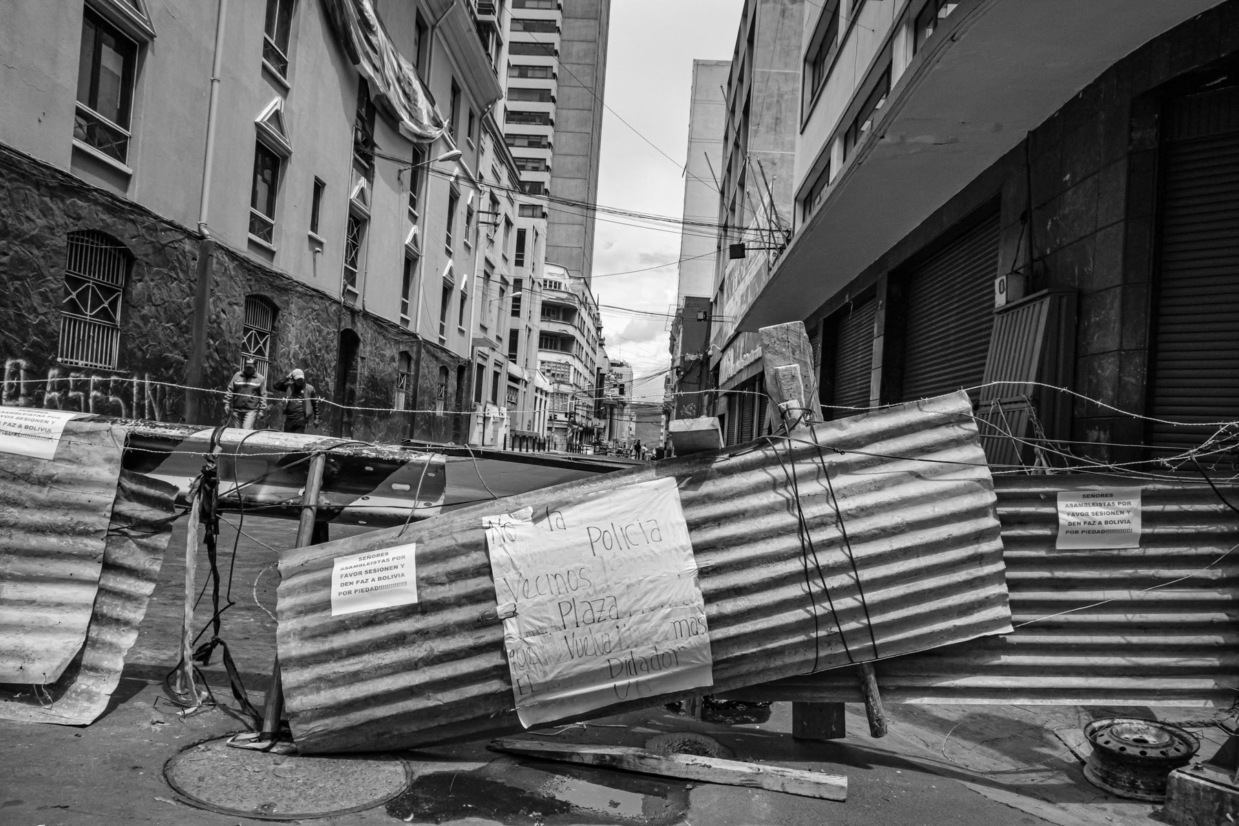 Improvised barricade during demonstrations against Evo Morales, the President of Bolivia. La Paz, Bolivia, November 2019