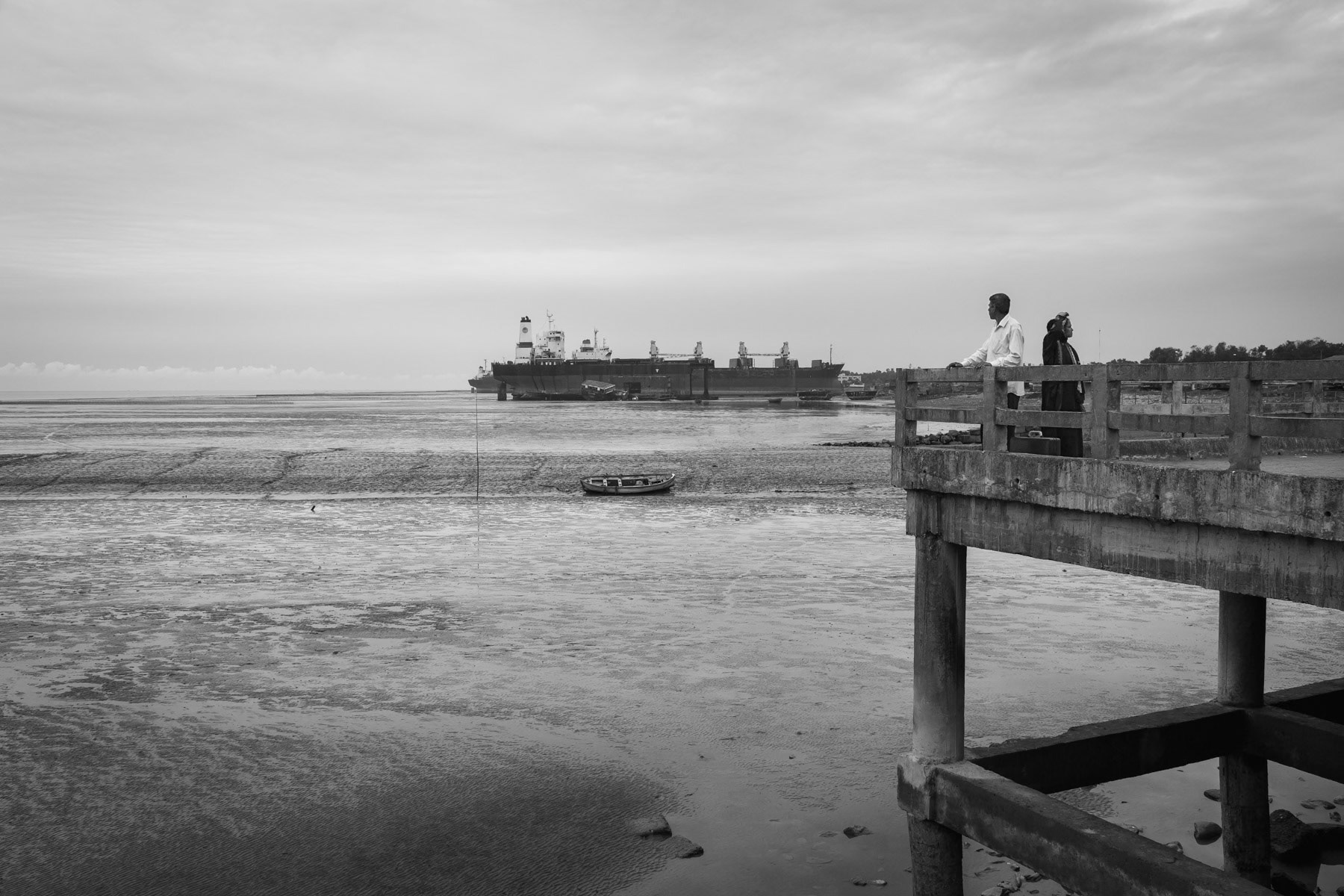 Ship breaking yards on the beach during low tide, Kumira, Bangladesh, October 2014
