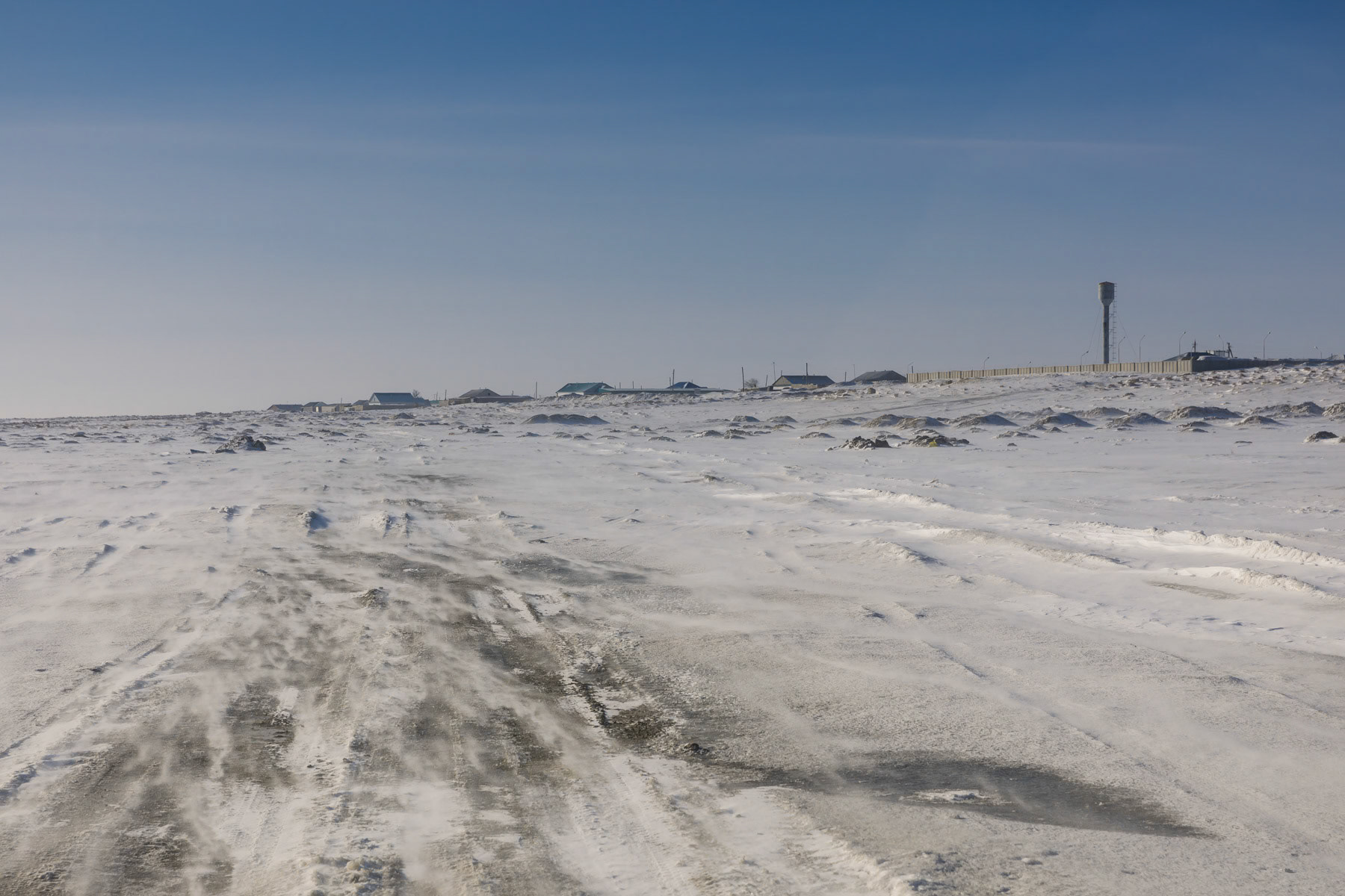 Appraoching Zhalanash, one of the few villages around the Aral Sea, Kazakhstan, January 2019