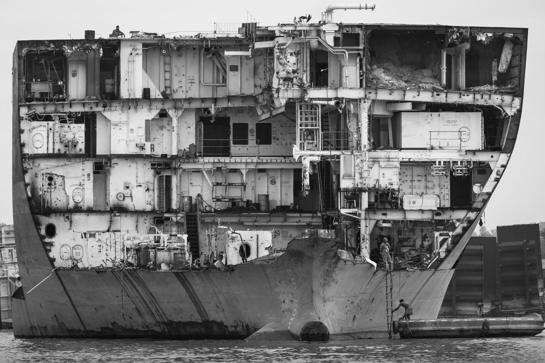 Final stage of a dismembered boat. Bhatiary ship breaking yards, Bangladesh, October 2014