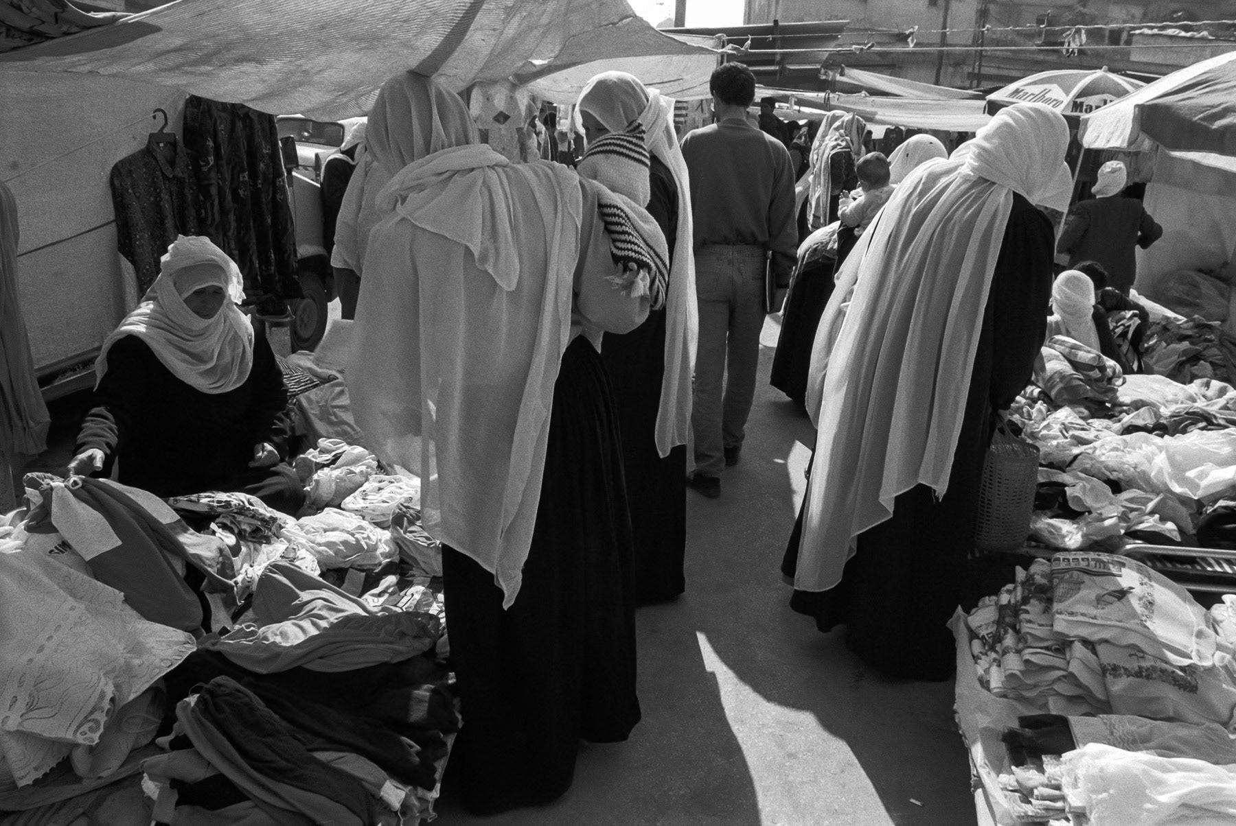 Gaza City textile market, 1993