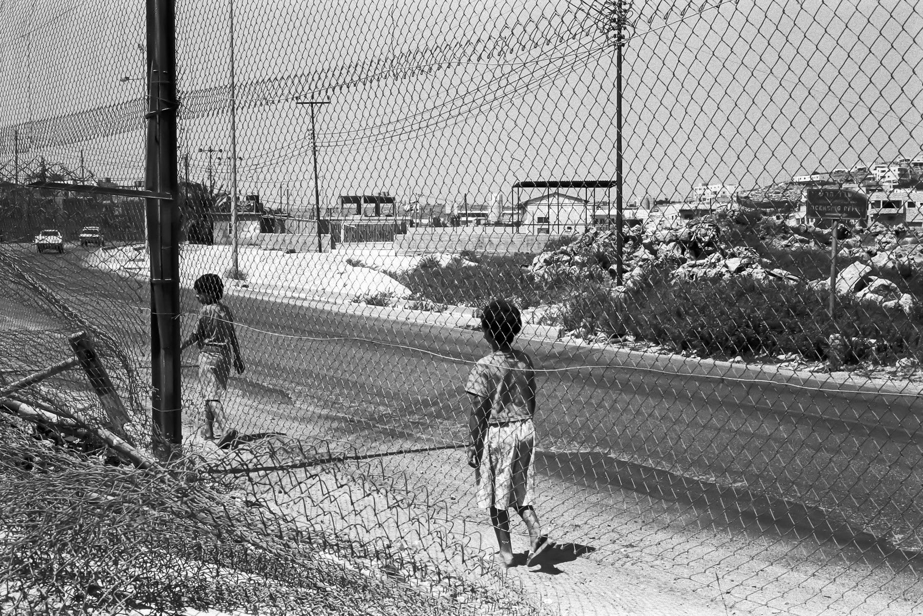 Main road Bethlehem-Hebron, Dheisheh refugee camp, 1992