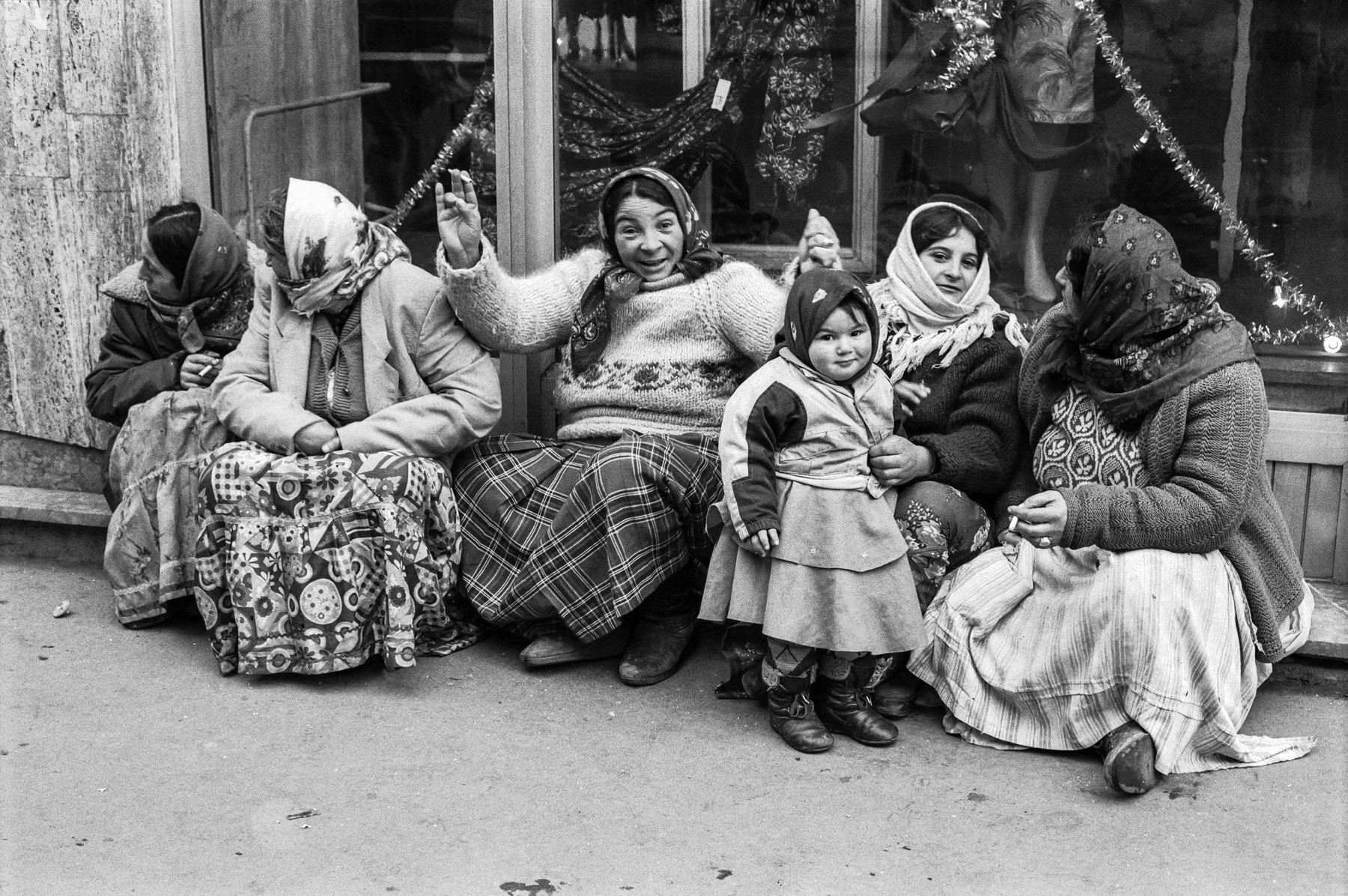 A cold winter day, Bucharest, December 1990