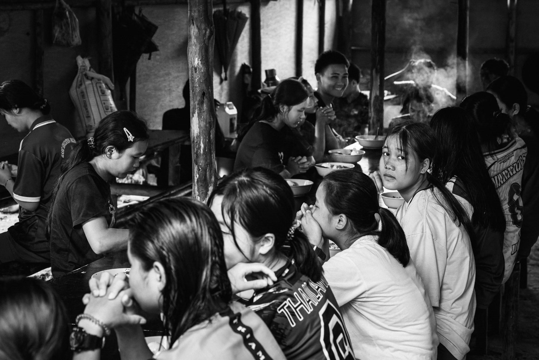 With formal schools under threat from air and ground attacks, Karen families have relocated their children’s education to makeshift sites near the Thai border, where improvised classrooms provide a fragile sense of safety. Htee Baw Kaw, Karen State, Myanmar, October 2025