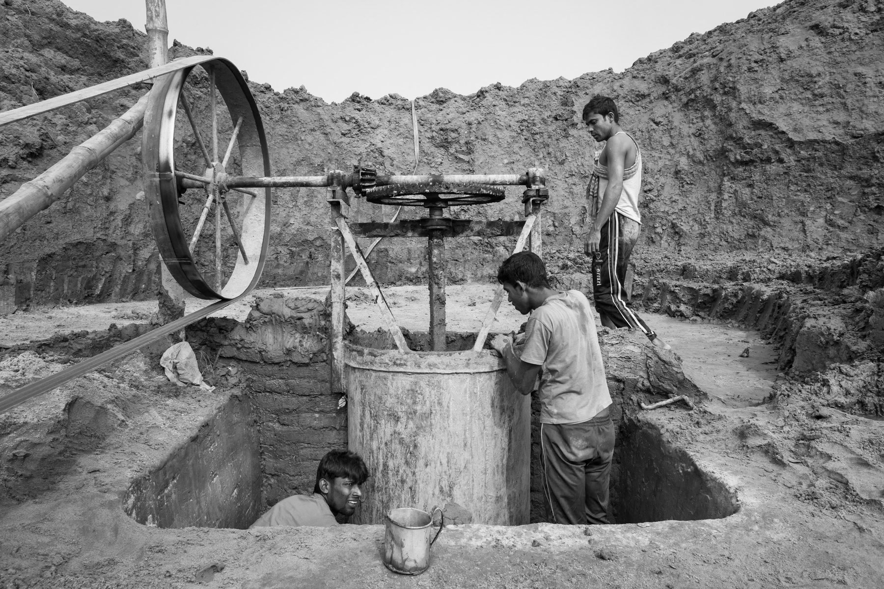 Clay diggers, primary material for brick production, Amin Bazar brick fields, Bangladesh, December 2015