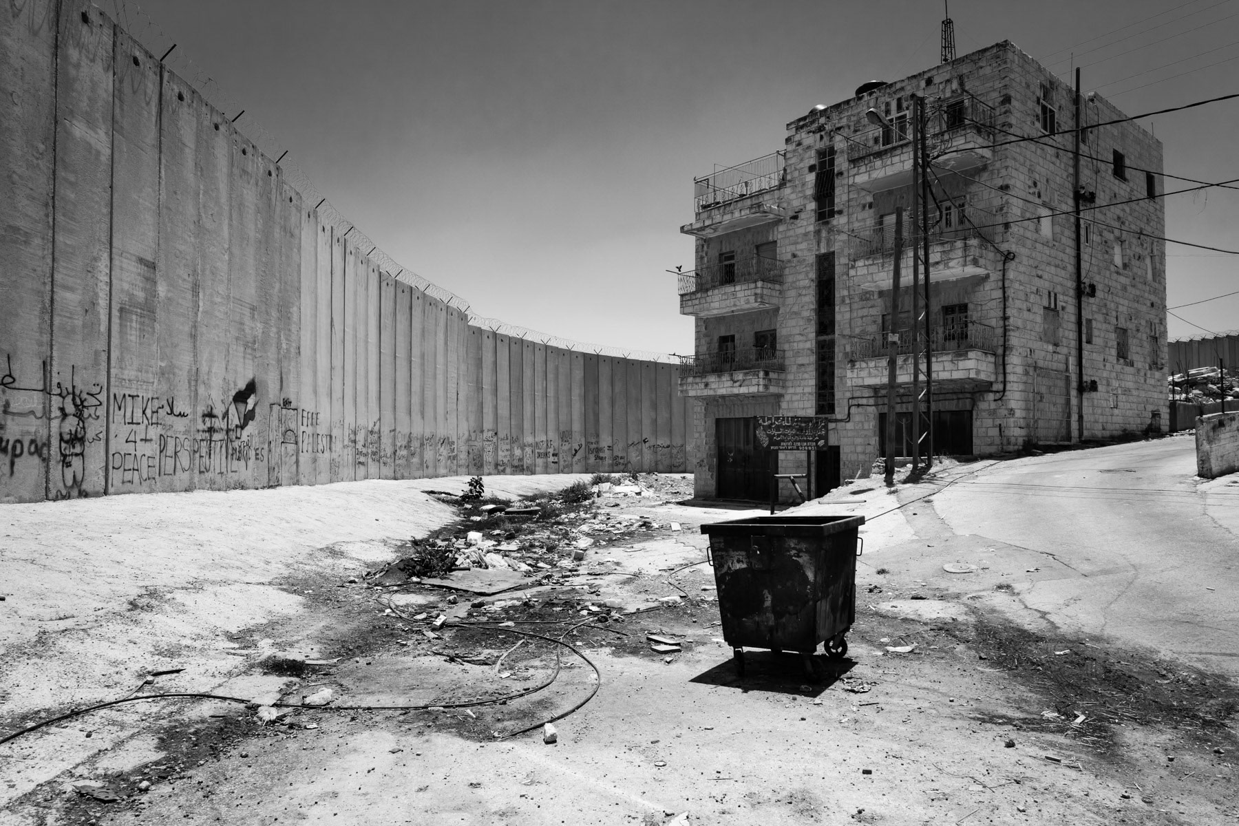 Bir Nabala cut off by the separation wall, and gradually abandoned, Palestine, July 2013