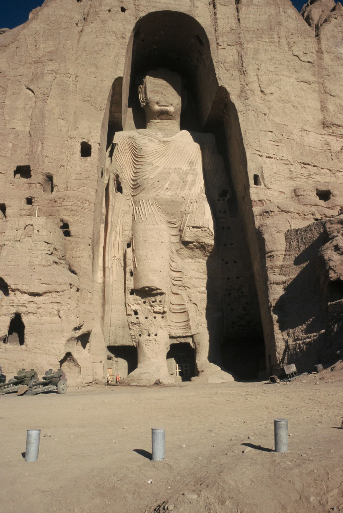 The Buddha statues valley dating from the 6th century and destroyed by the first Taliban regime in 2001. Bamyian, Afghanistan, 1995