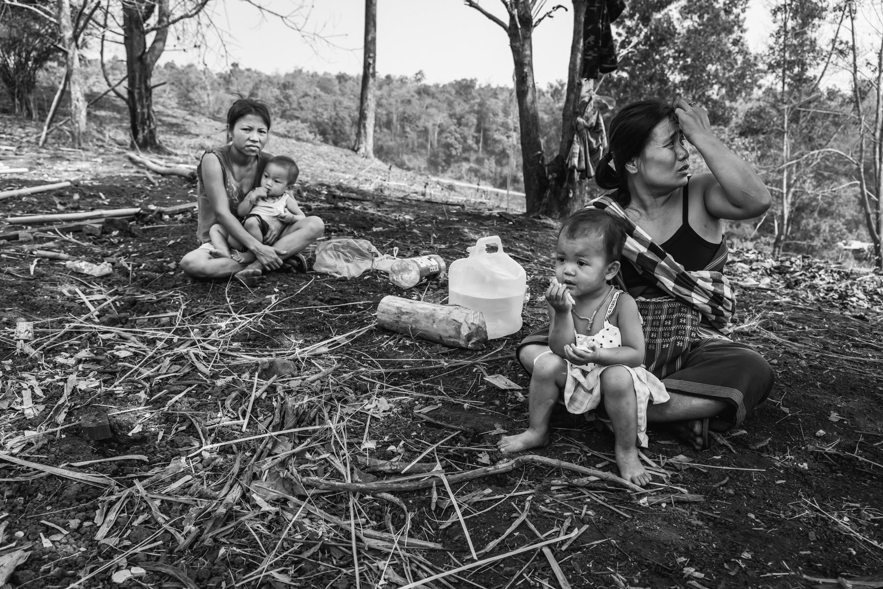 Villagers from the Karen ethnicity in territories under control of the ethnic armed groups resisting against the persecution of the military junta. Kaw Tho Lei, Karen State, Myanmar, May 2024