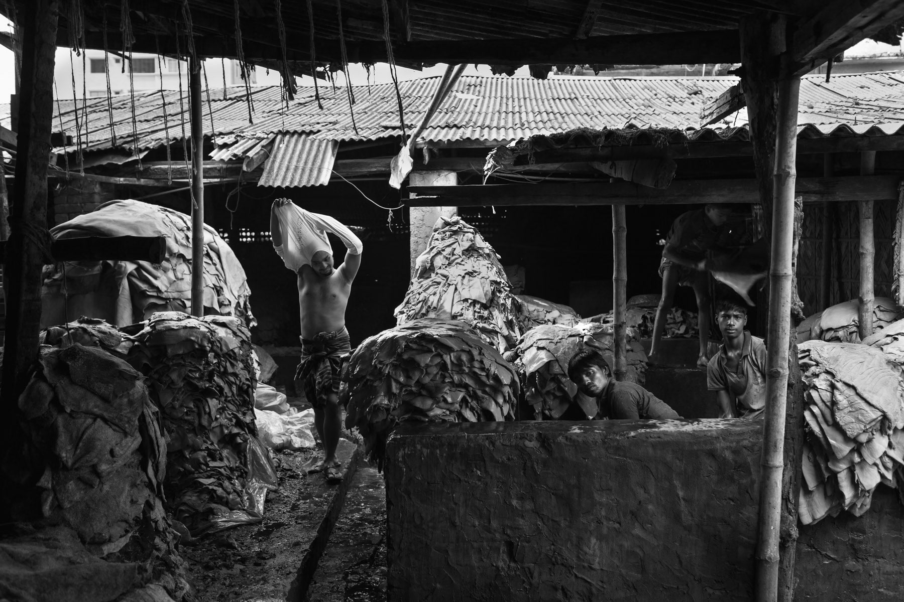 Tannery workers, Hazaribagh, Dhaka, Bangladesh, October 2014