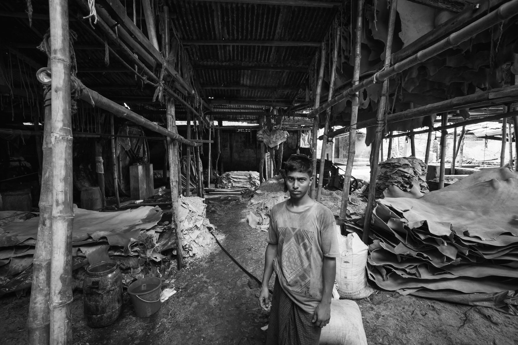 Tannery worker, Hazaribagh, May 2015