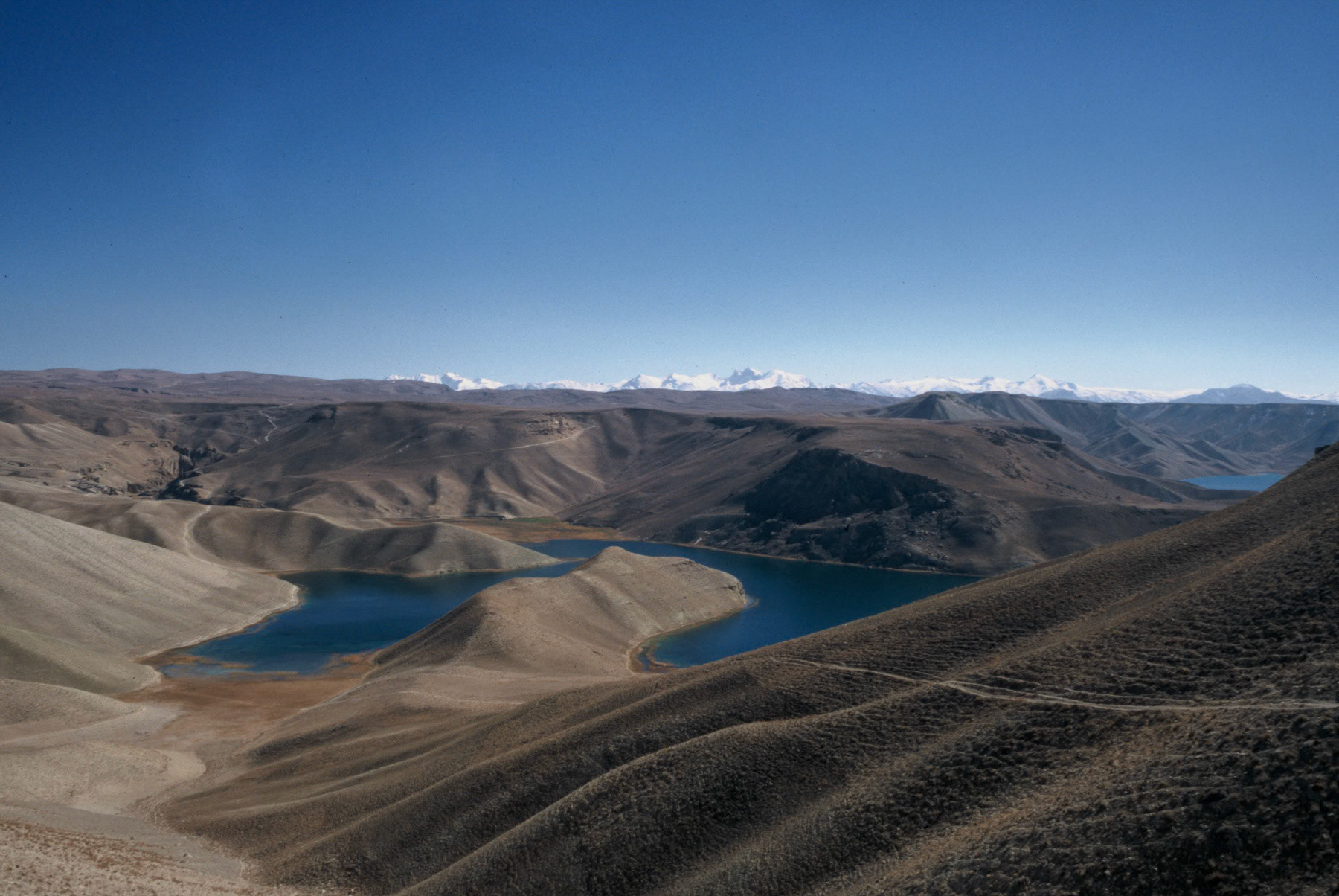 Band-e-Amir lakes between Yawkolang and Bamyan in central Afghanistan, 1995