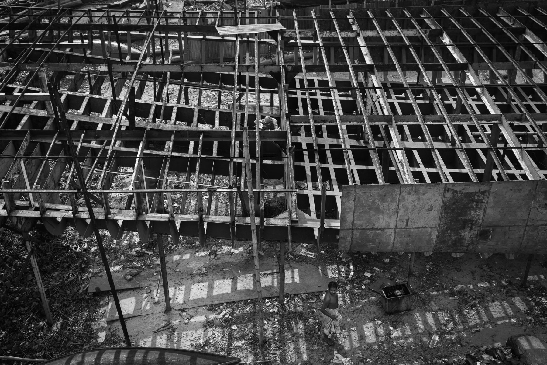 Ferry boat construction with recycled steel from ship breaking yards, Dhaka, Bangladesh, October 2014