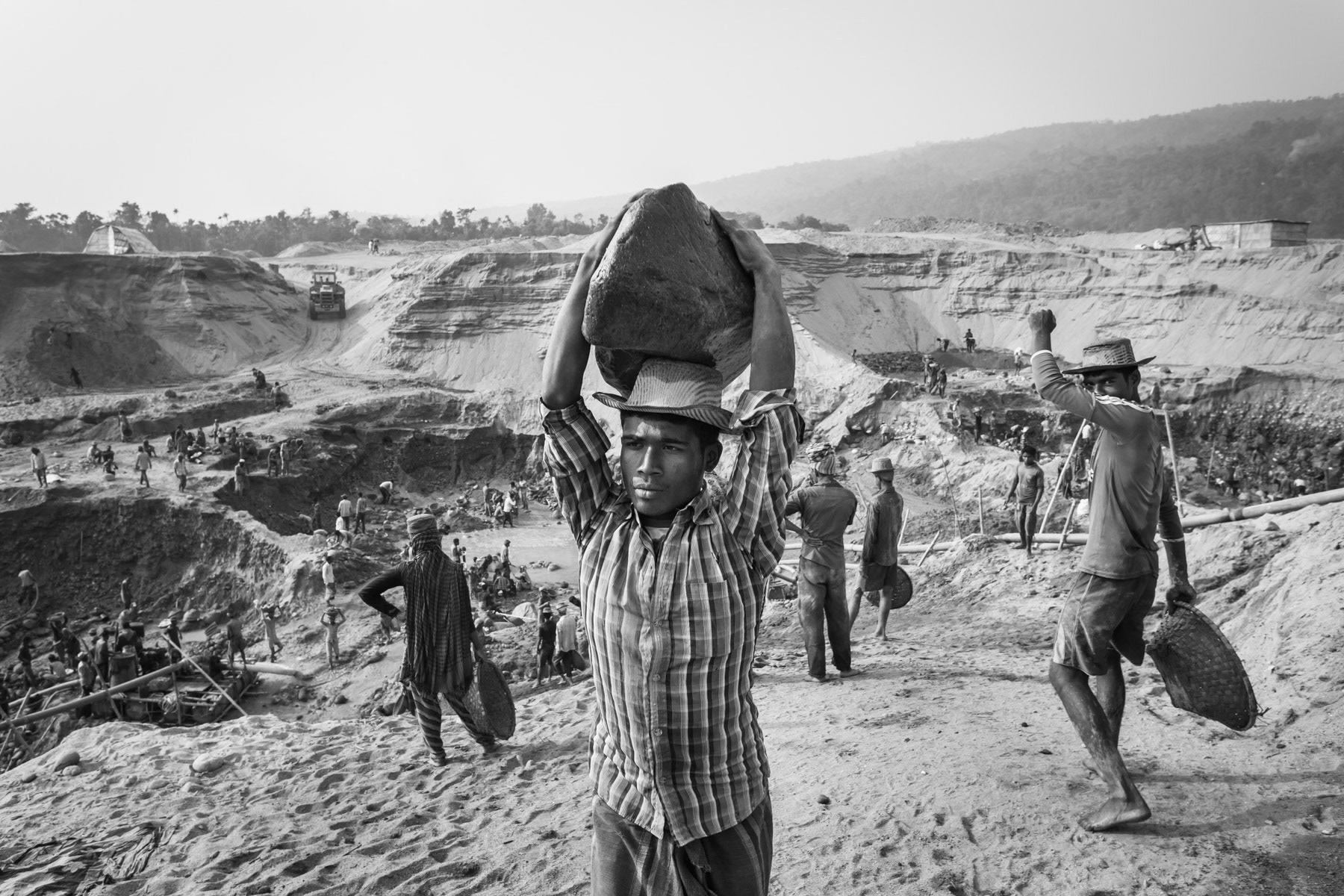 Stones being carried away to the crushing plant, Jaflong, Bangladesh, December 2015