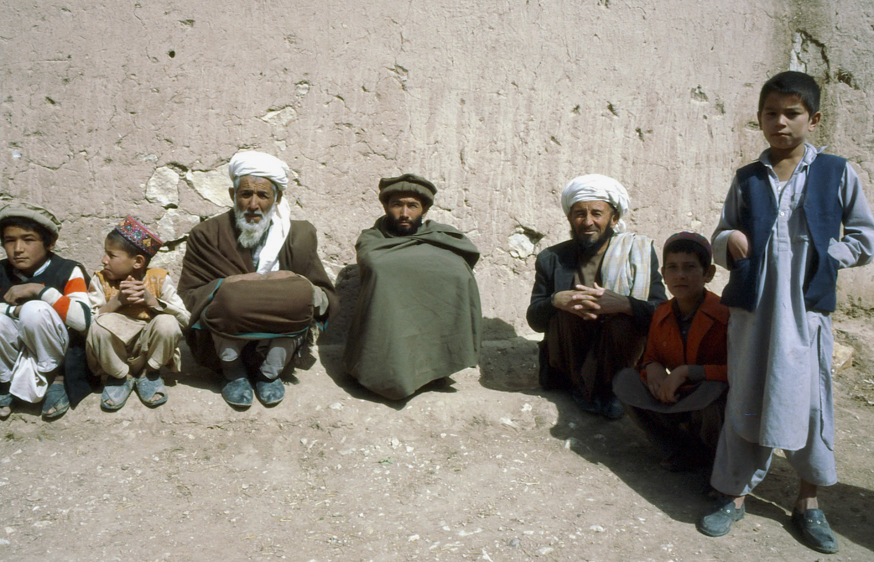 Afghan villagers in Doab-e-Mikhezarin, a village in a valley connecting northern Afghanistan and Bamyan as an alternative to the Salang pass. Afghanistan, 1995