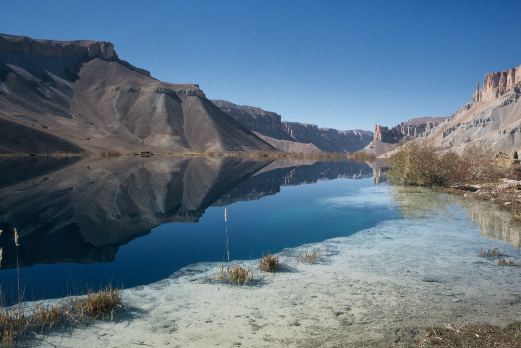 Band-e-Amir lakes between Yawkolang and Bamyan in central Afghanistan, 1995