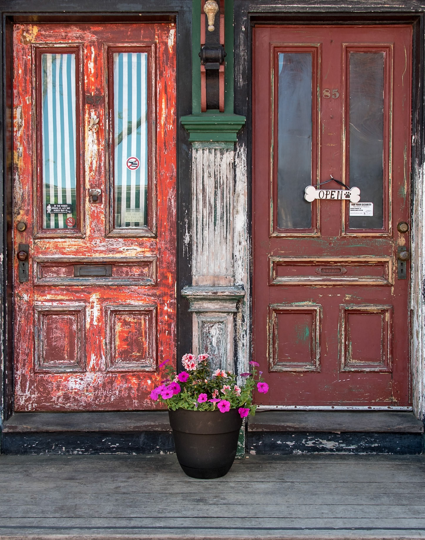 Daniel Street Doors