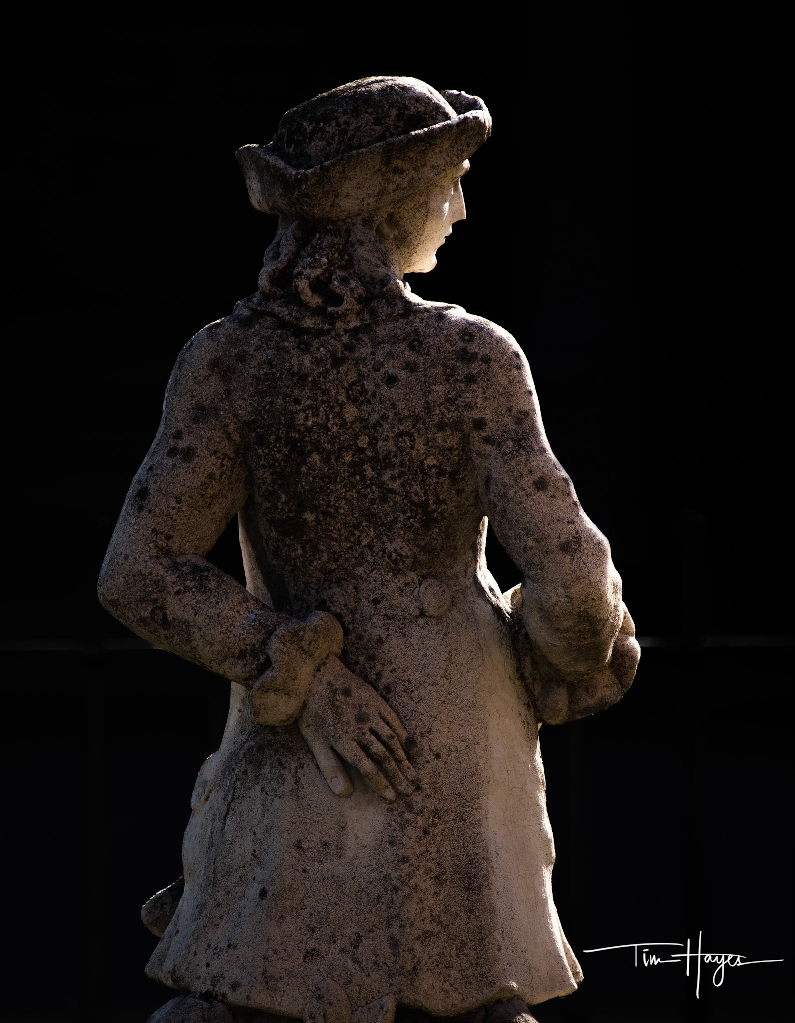 An Unusual Left Hand