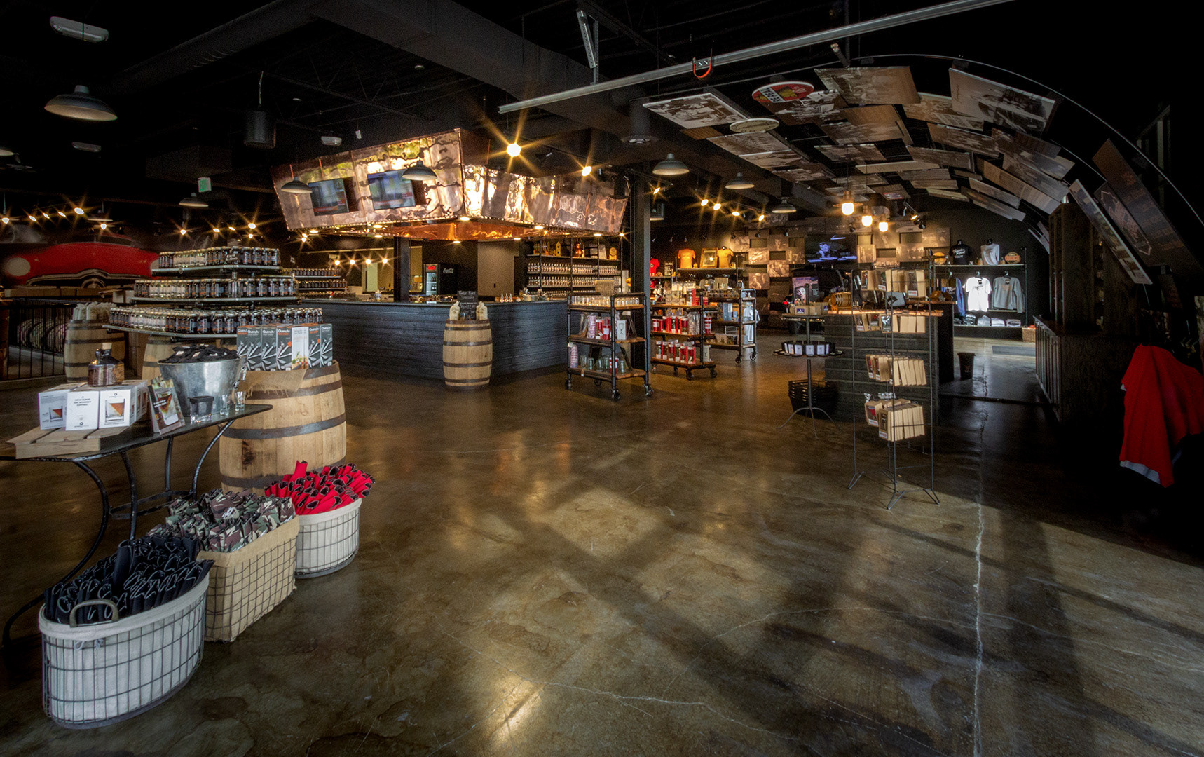 Thunder Road Distillery, 2015
