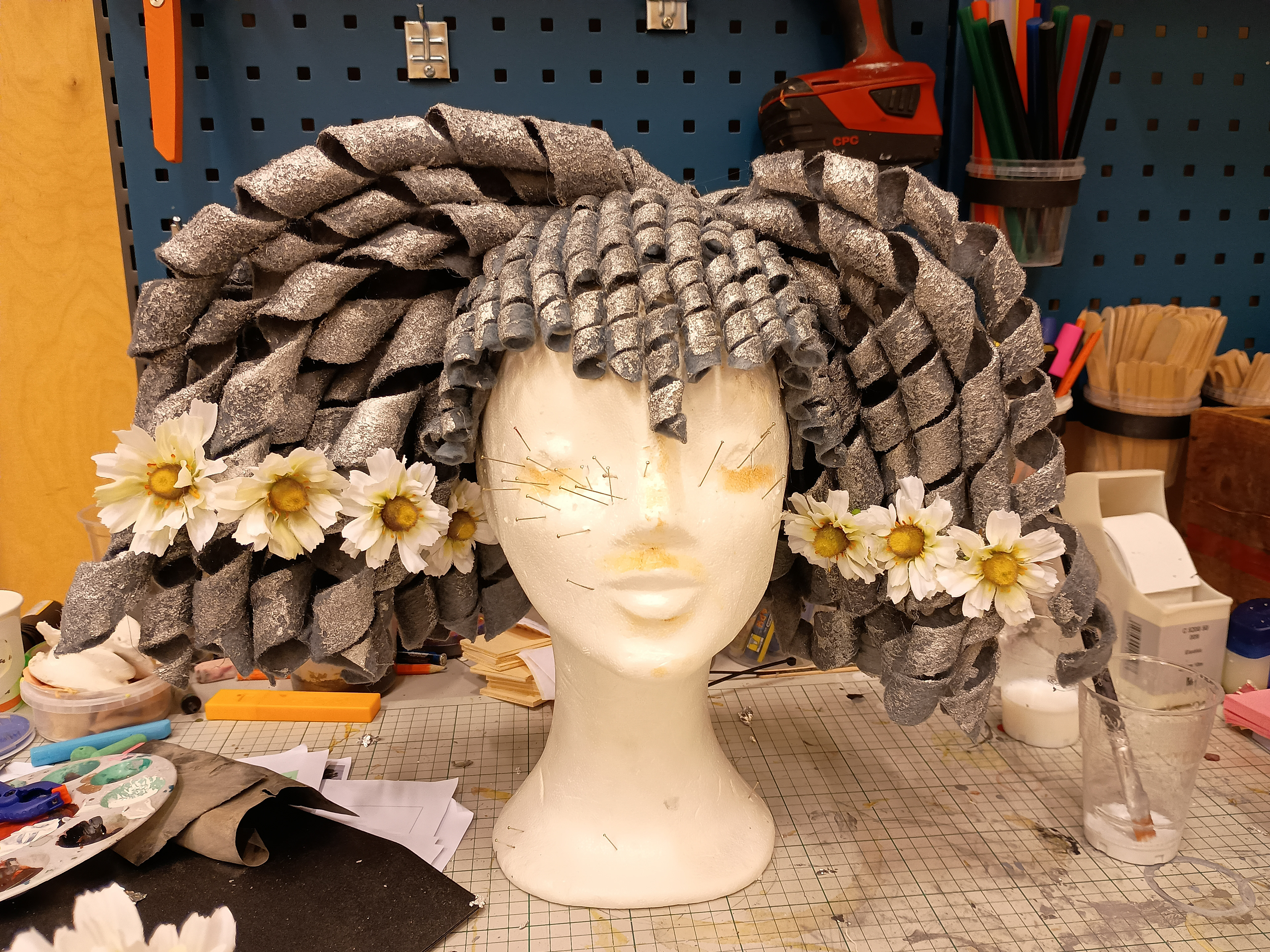 Silver wig