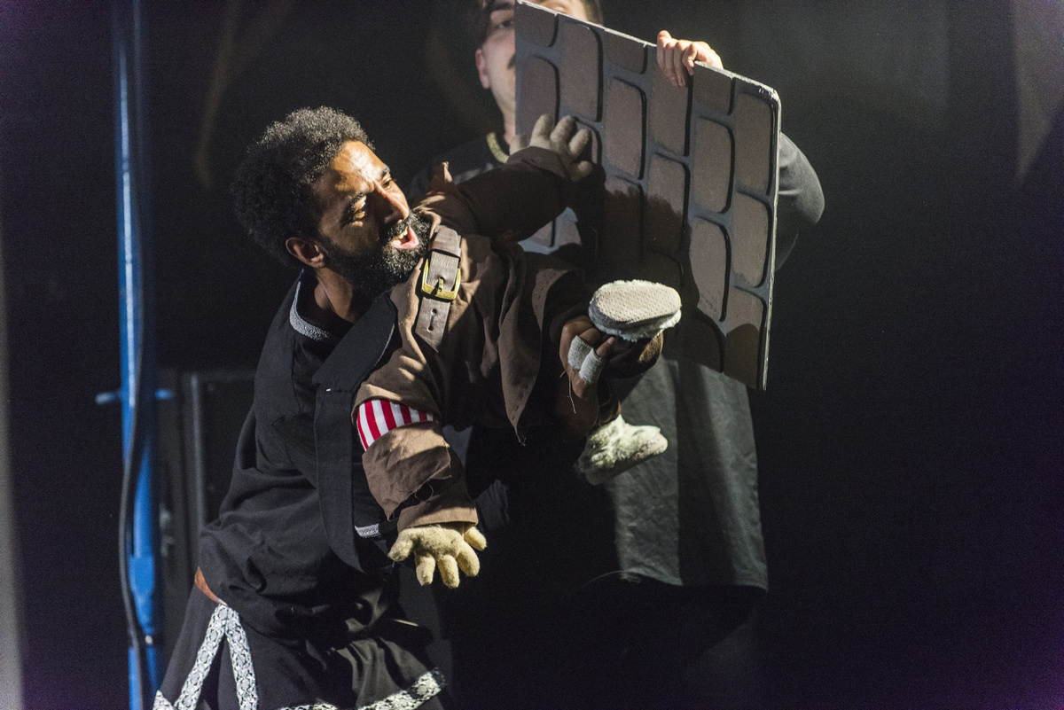 Prop Maker on the parody stage show 'GREAME OF THRONES'