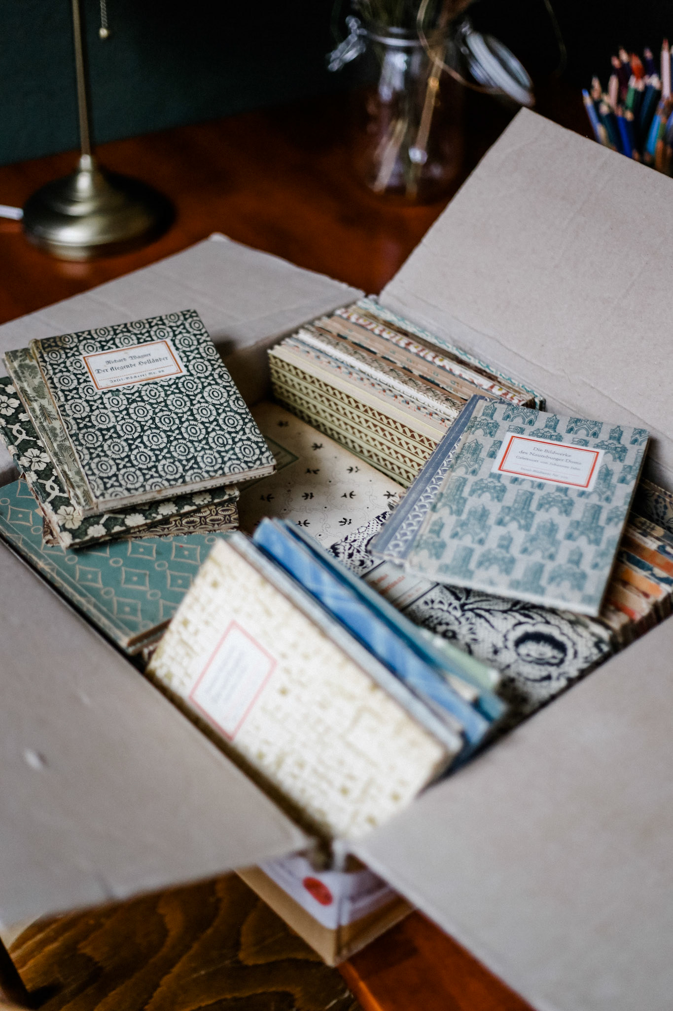 Bücher mit Hardcover zum Upcyclen