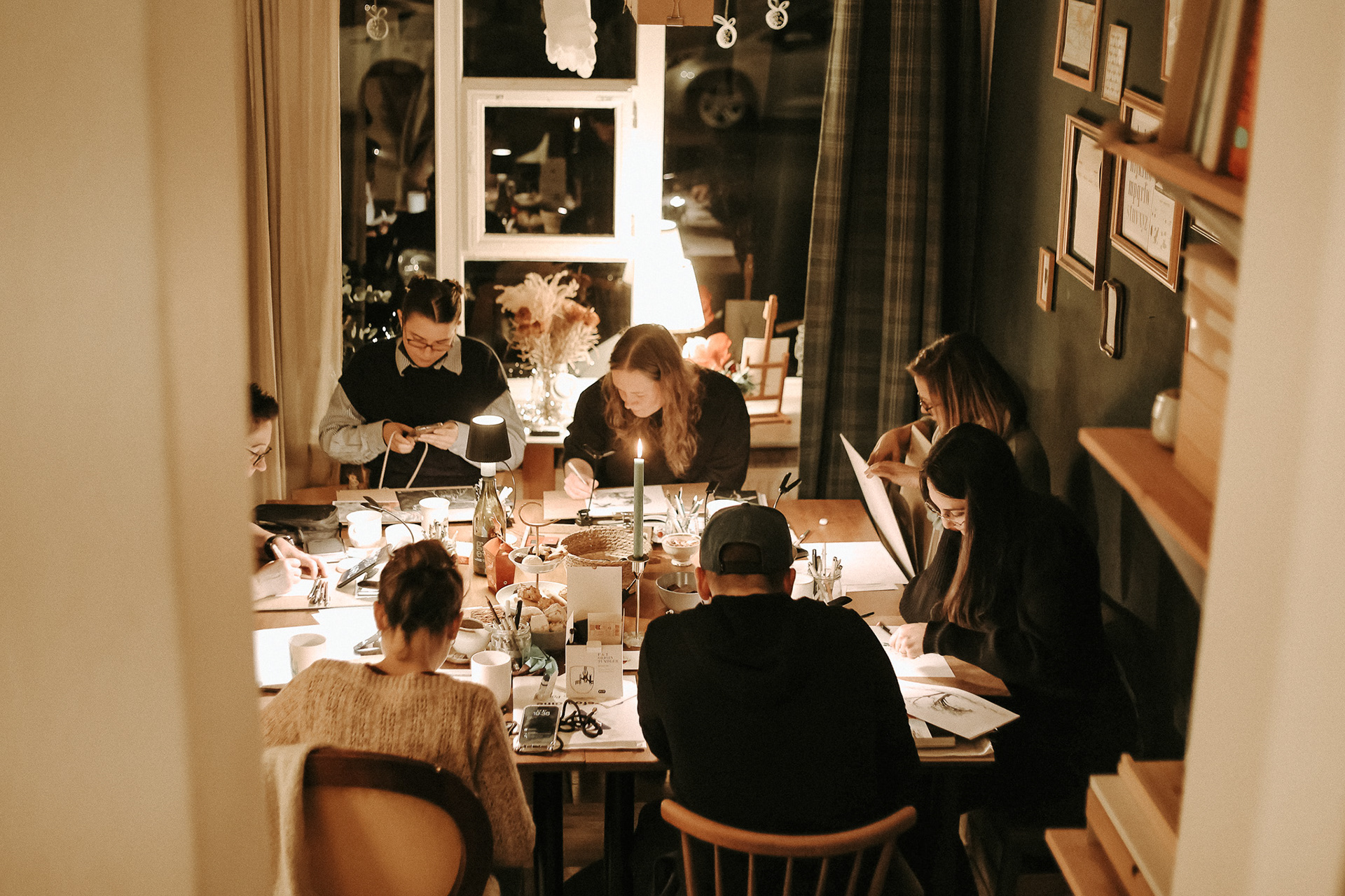 Zeichnen im Atelier