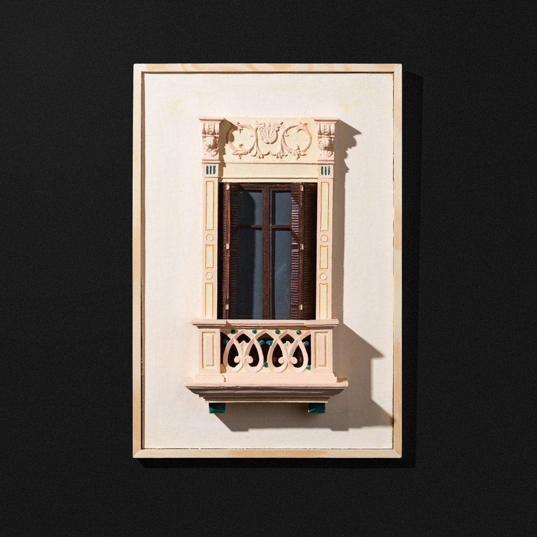 Balcón del antiguo Palacio de la Tinta 1995. Compuesto cerámico Escala 1:10. Dimensiones: 32 x 47 x 8 cm