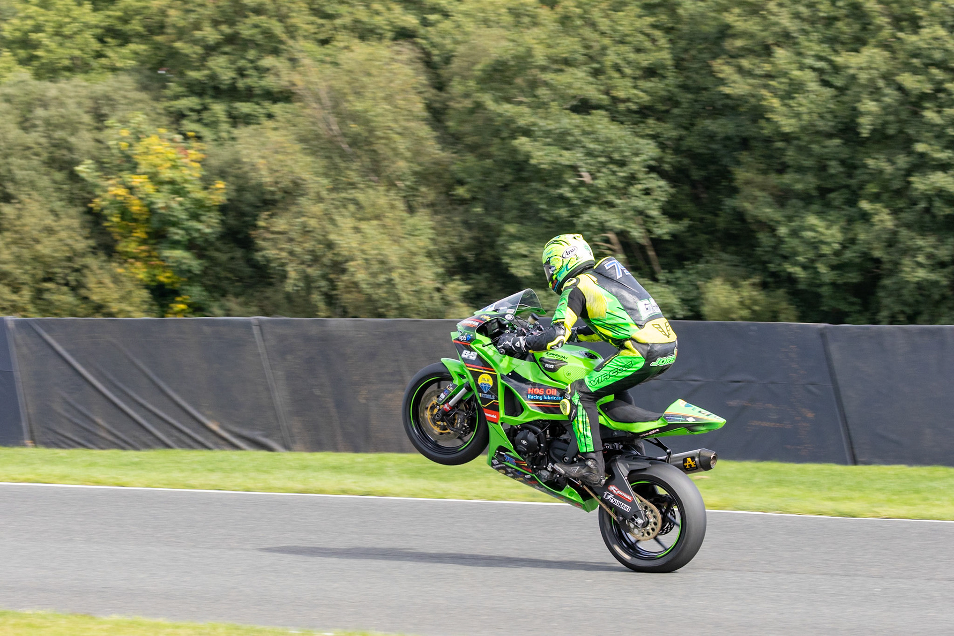 BSB Outlon Park Supersport/GP 2 Qualifying 2 Brittens