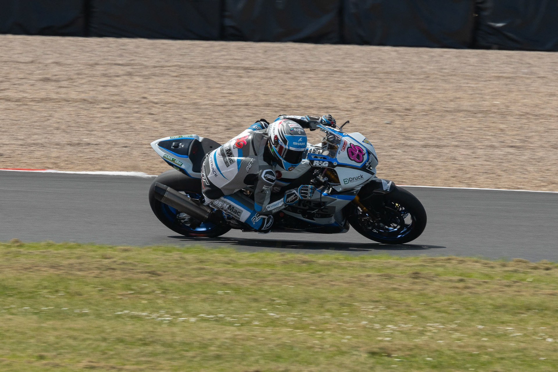 Charlie Nesbit