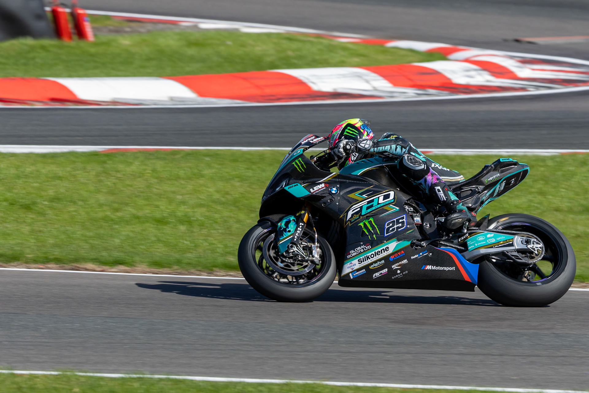 BSB Outlon Park Superbike Qualifying 1/2 Brittens