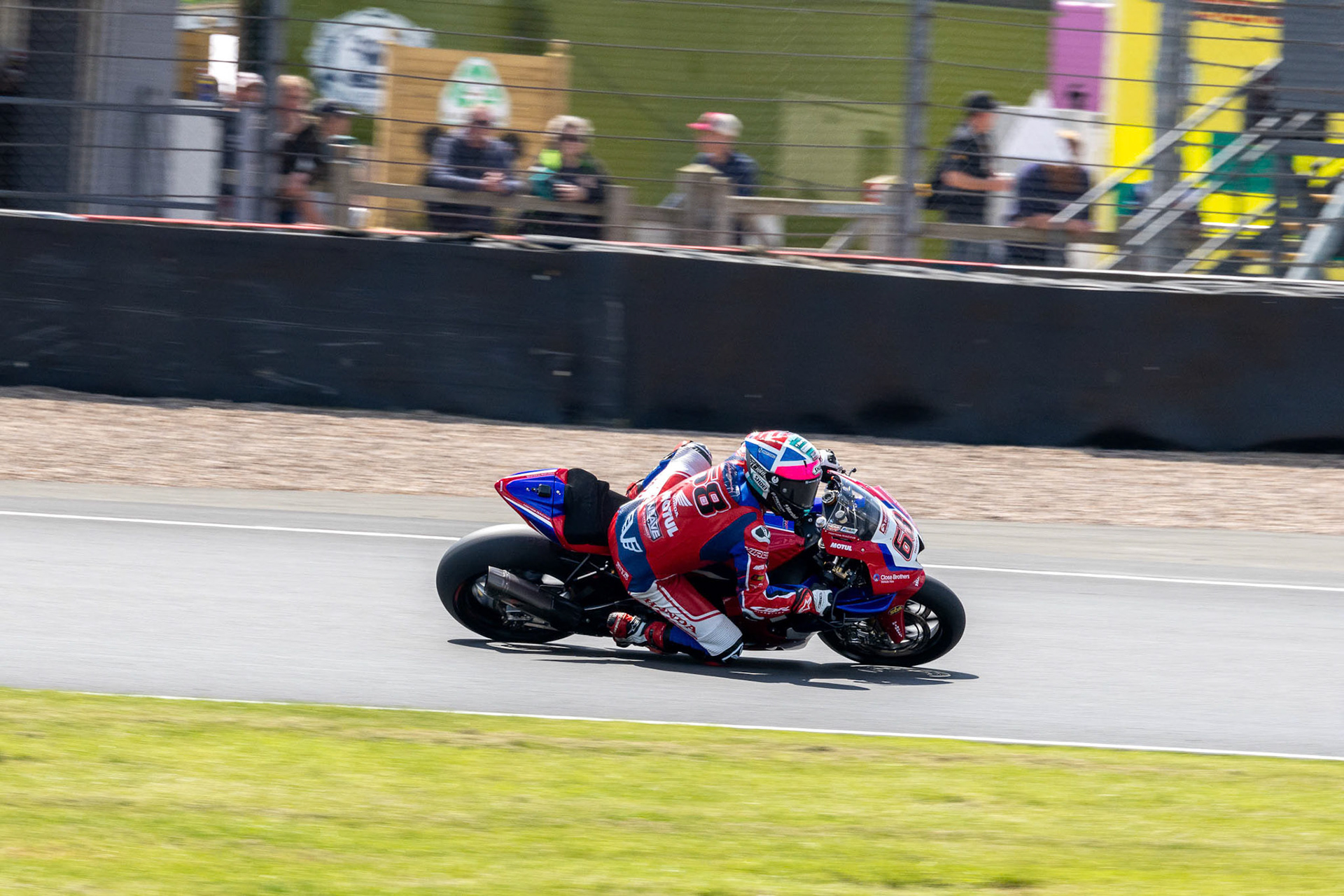 Tom Neave