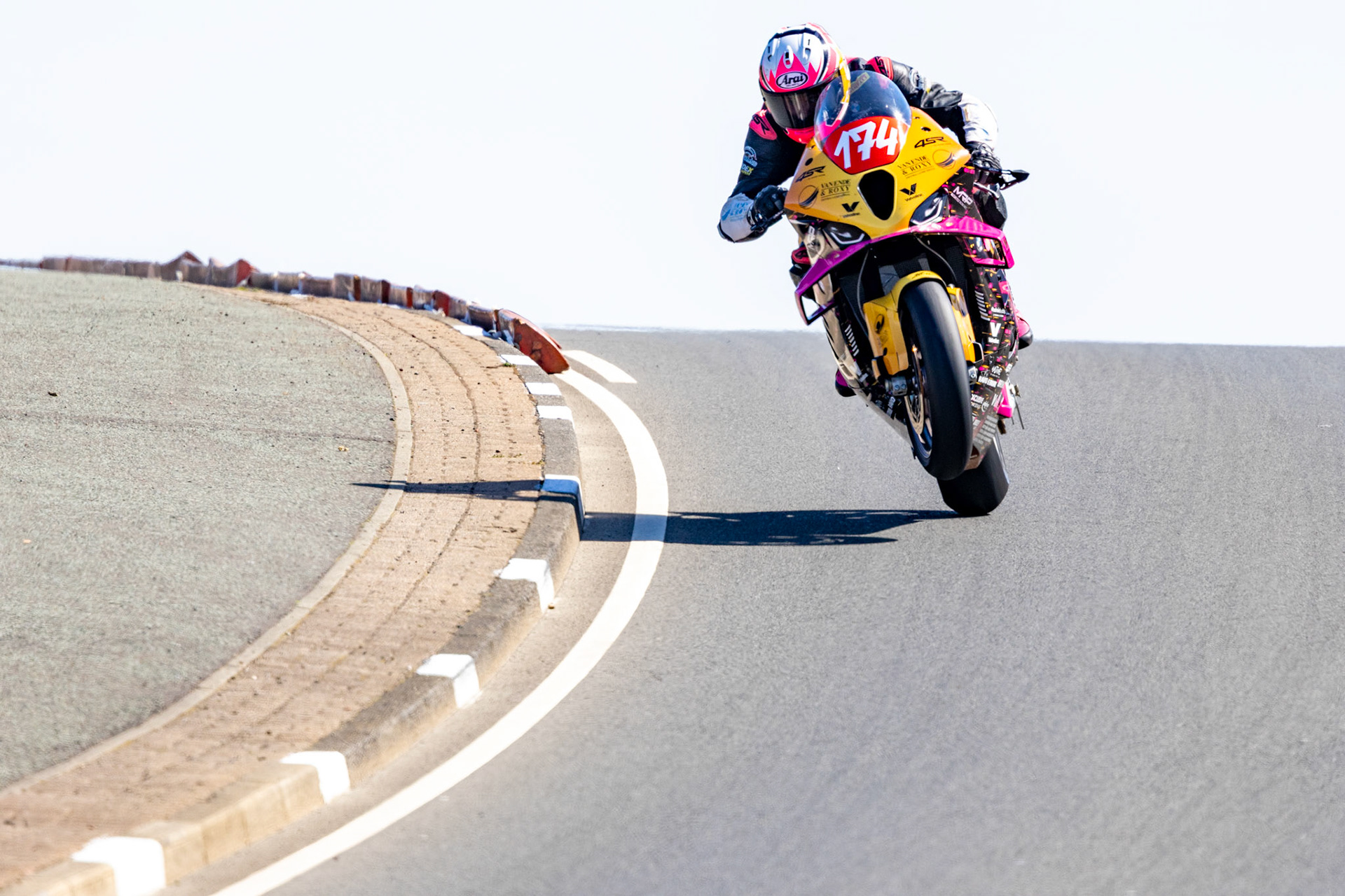 Superbike/Superstock Qualifying Black Hill NW200 25
