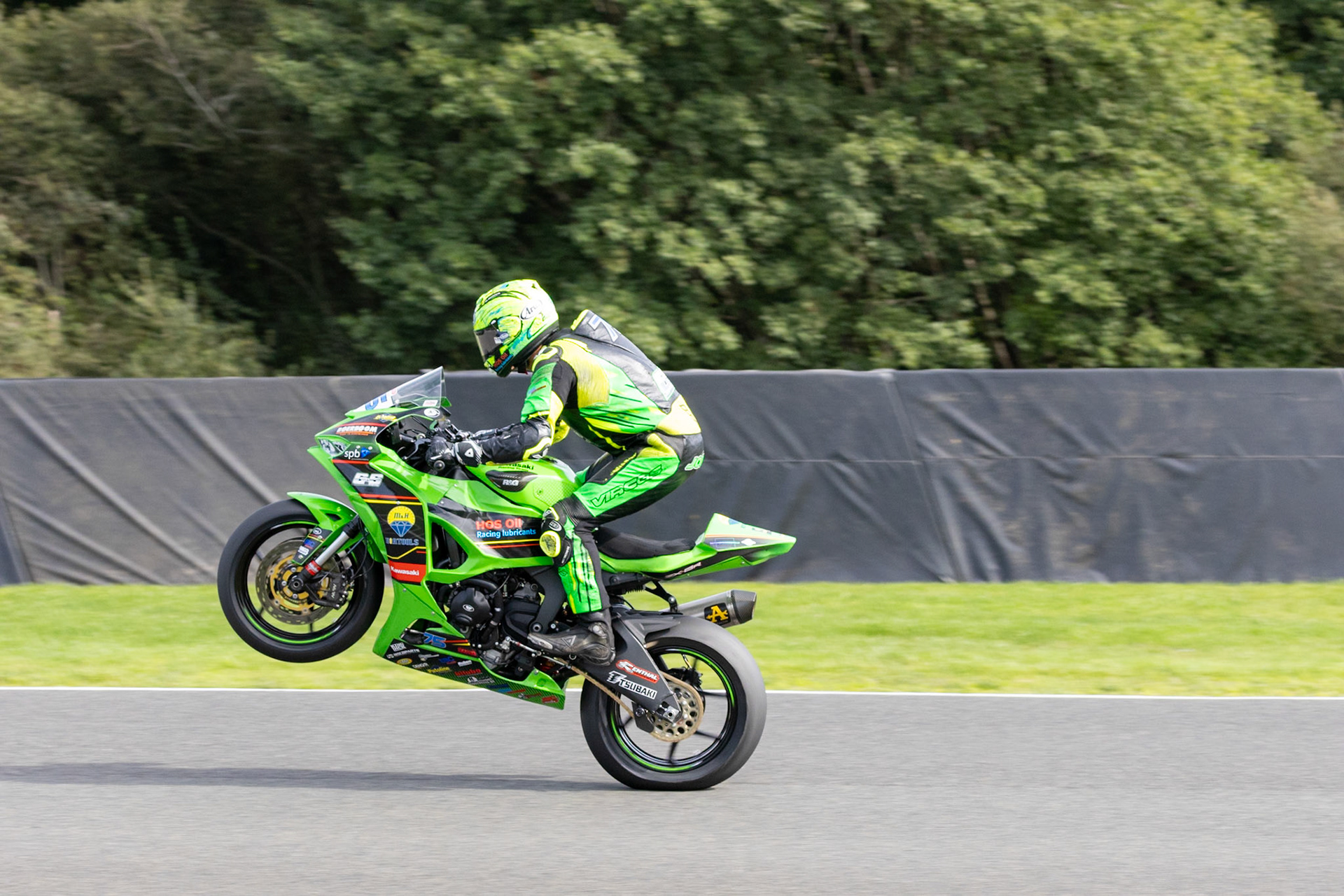 BSB Outlon Park Supersport/GP 2 Qualifying 2 Brittens