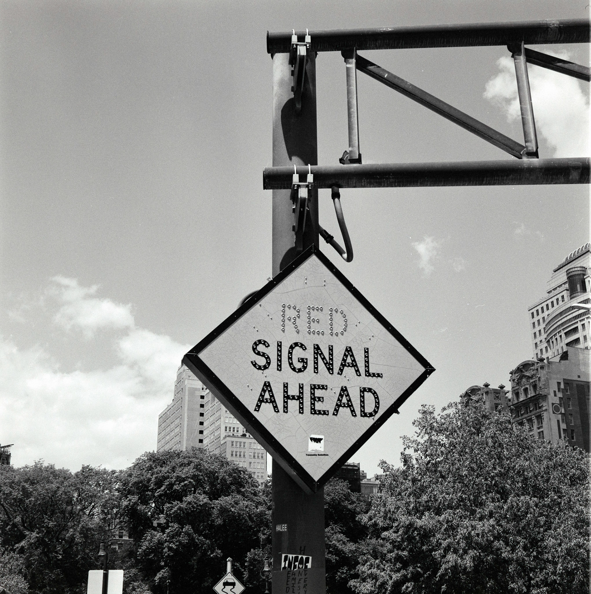 Negative Lab Pro v2.3.0 | Color Model: Basic | Pre-Sat: 3 | Tone Profile: LAB - Standard | WB: Auto-Neutral | LUT: Frontier