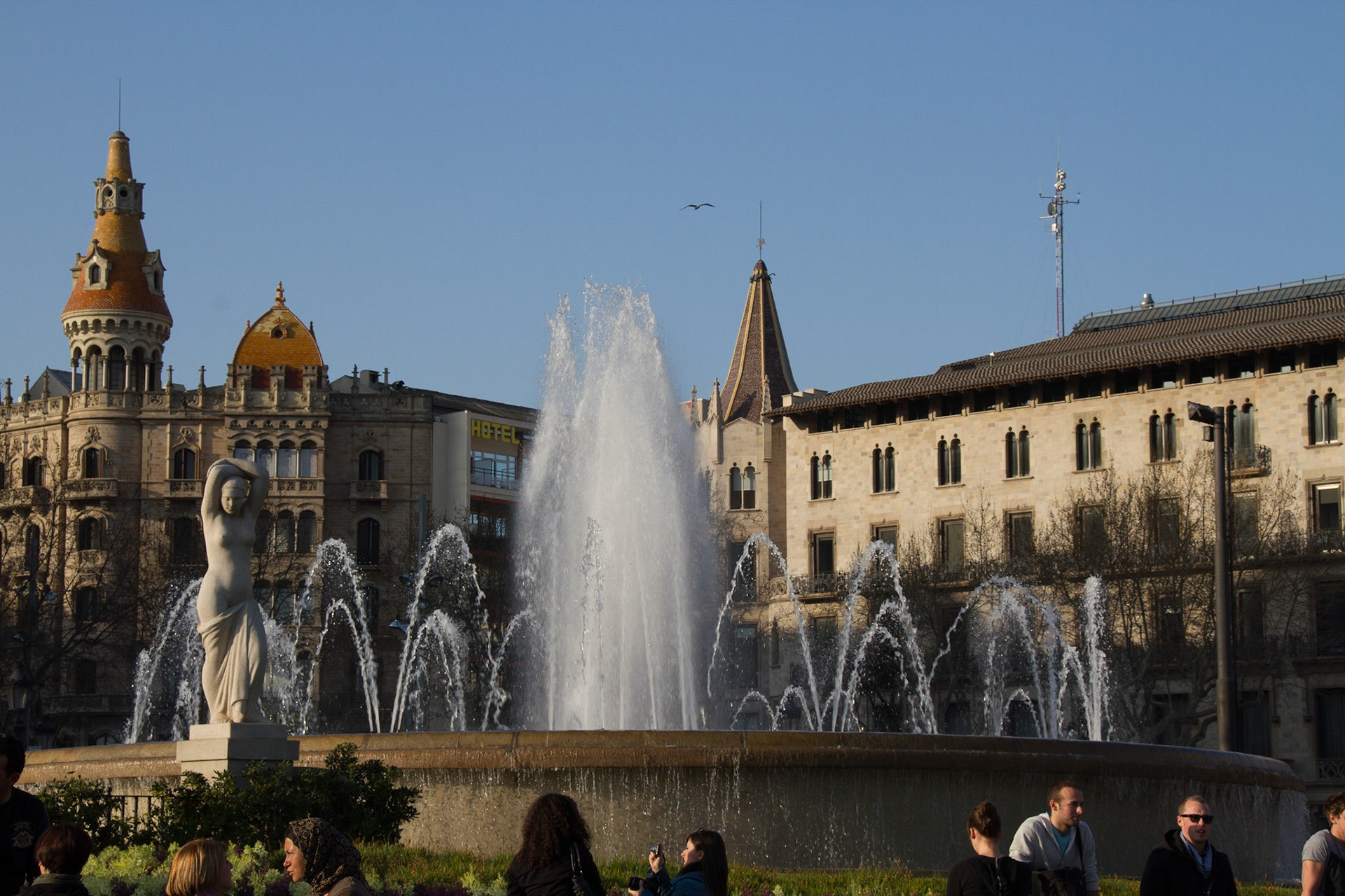 Fountain, Placa de Catalunya