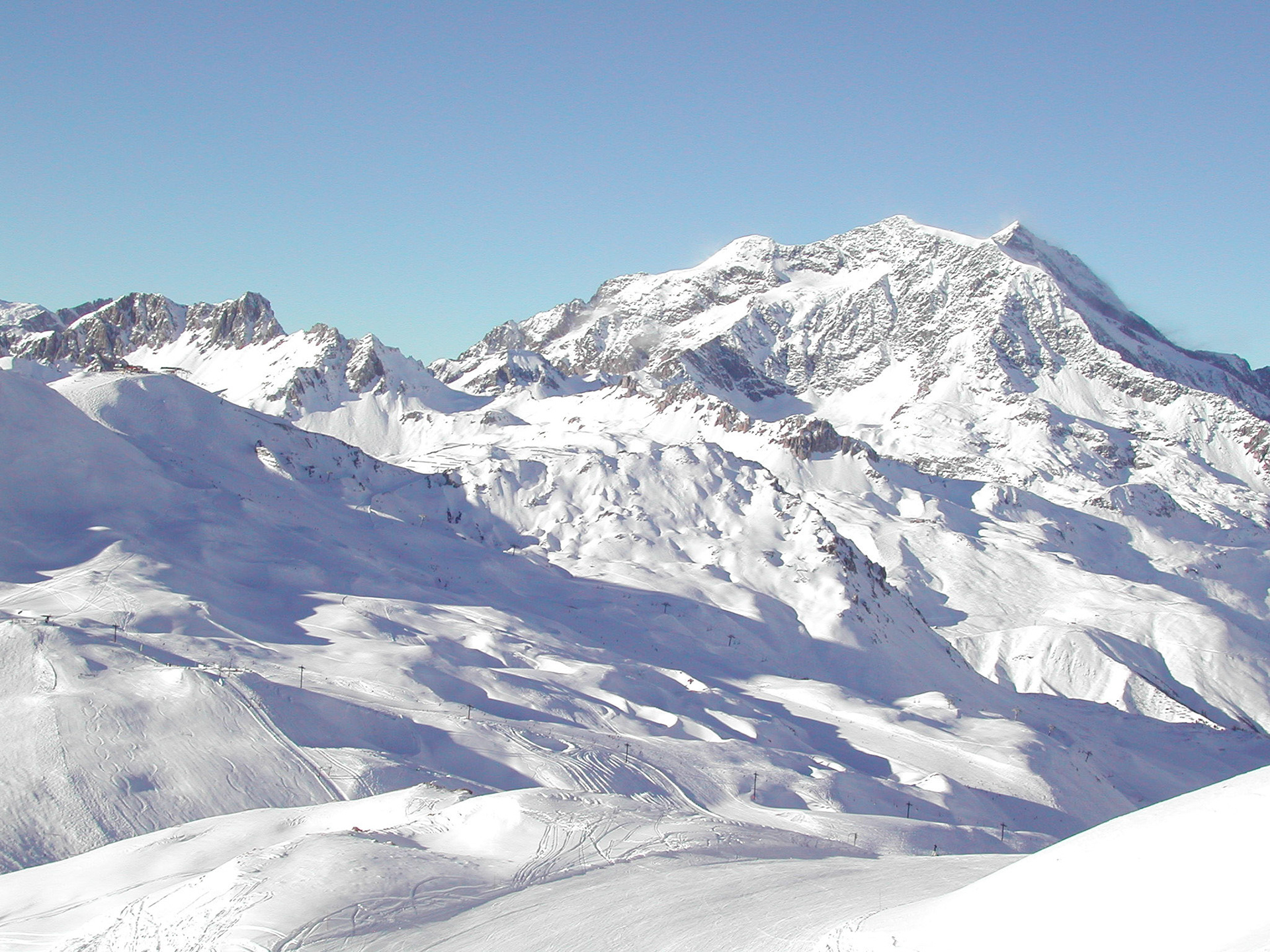 Looking down on Diebold from top of Funival