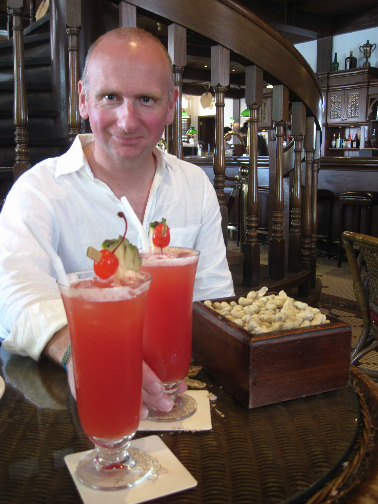 Singapore Slings in the Long Bar at Raffles