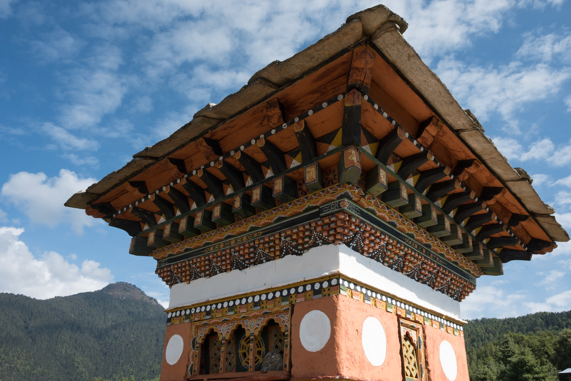 Sanga Choekor Shedra monastery