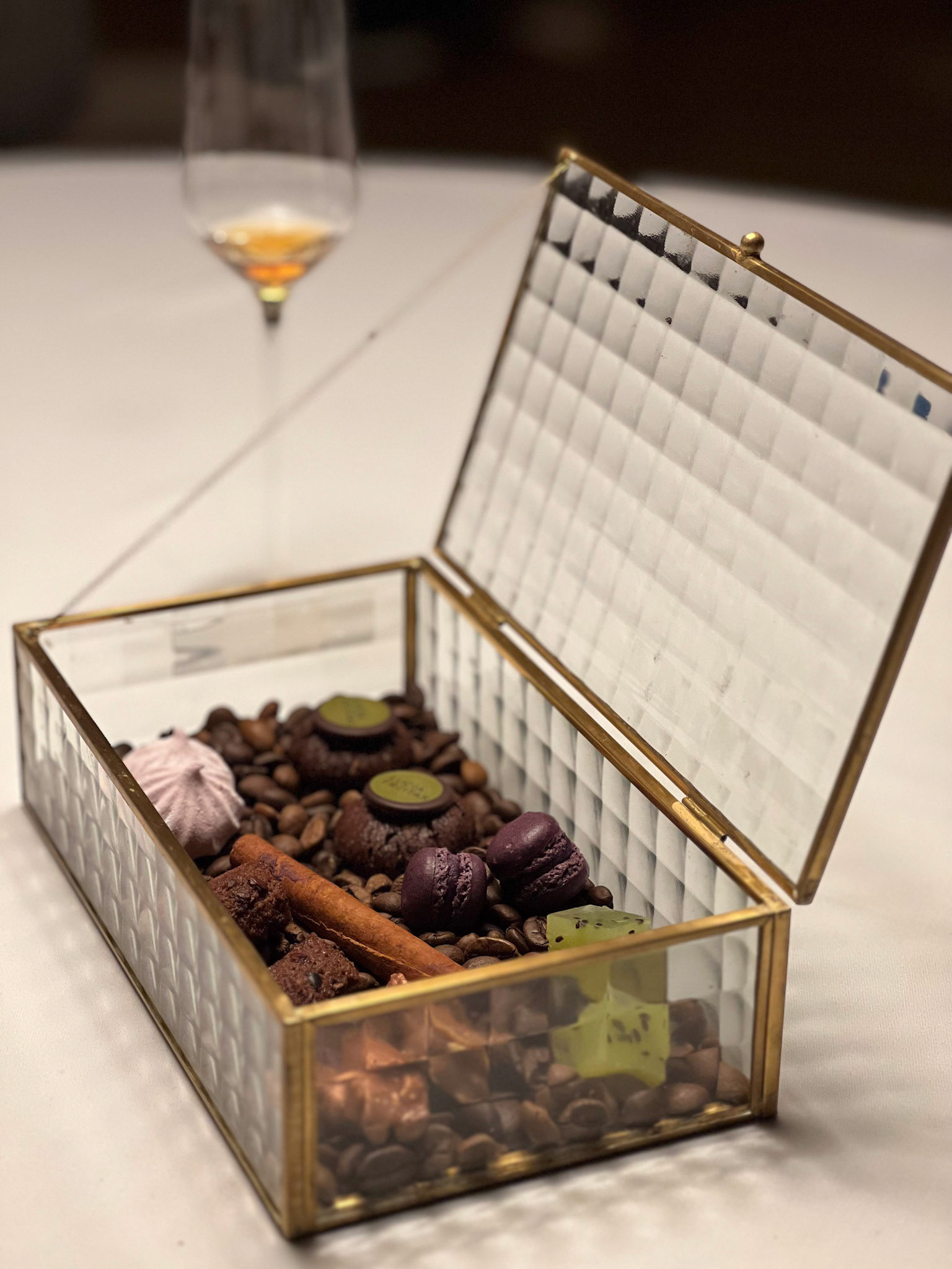 Petit fours, A Tafona