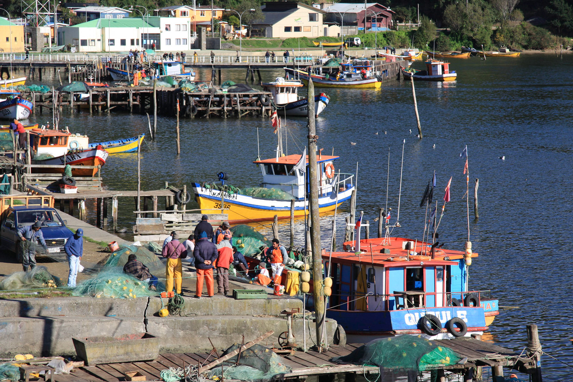 Fishing harbour, Queule