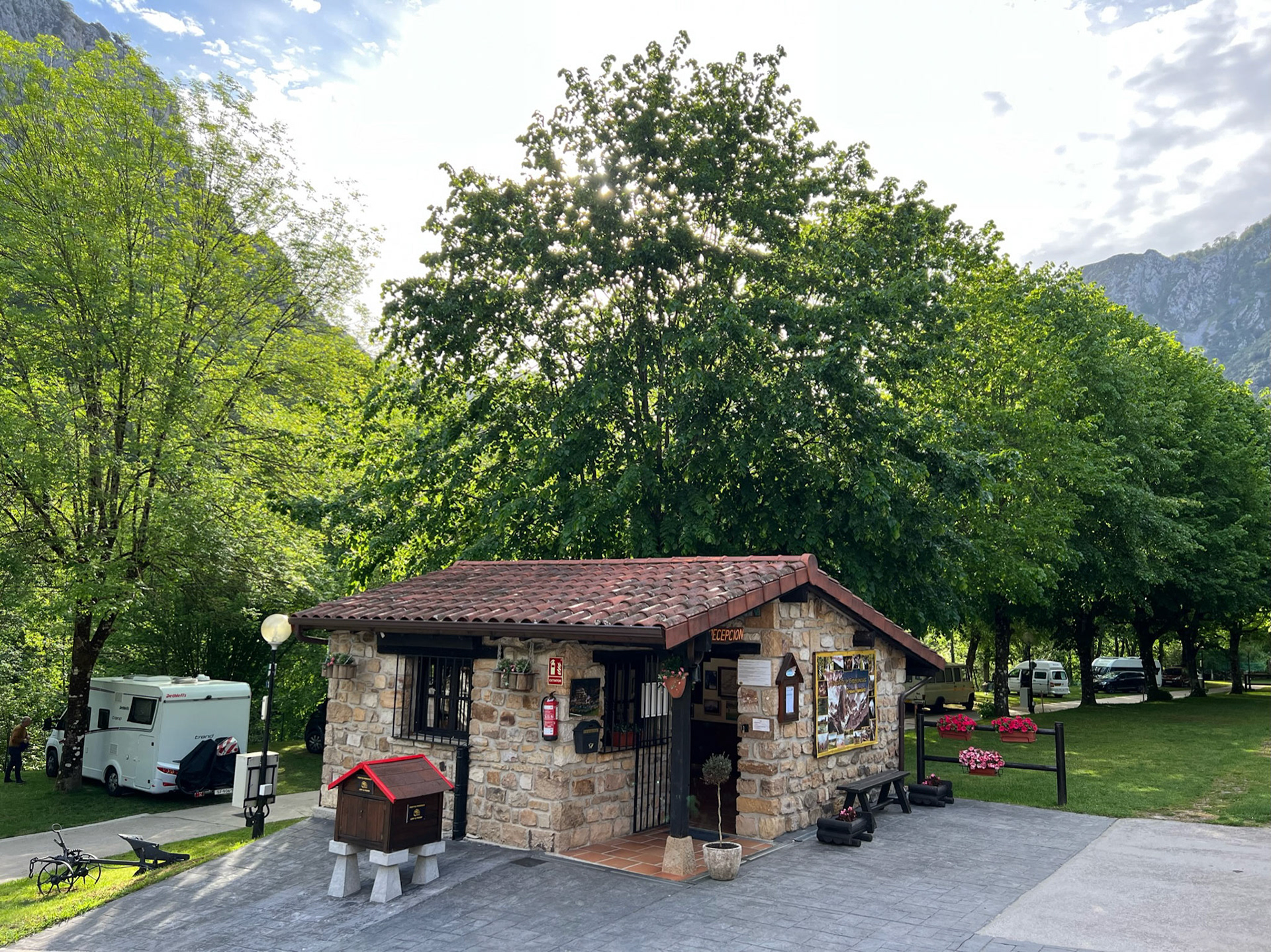 Camping Naranjo de Bulnes