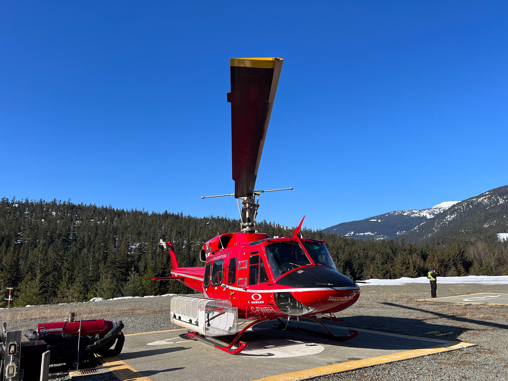 Bell 212, Whistler Heli-Skiing