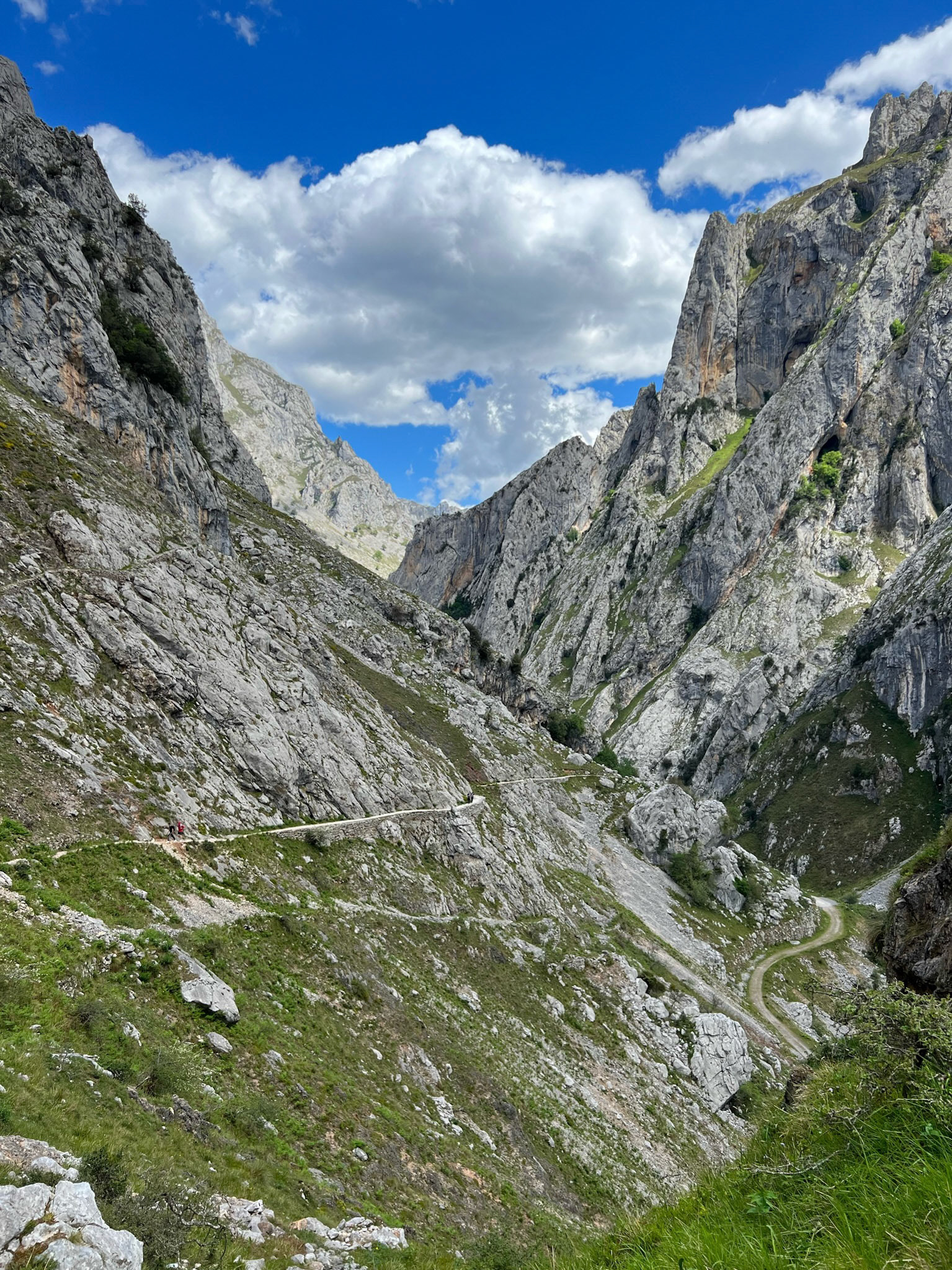 Hiking in Cares Gorge