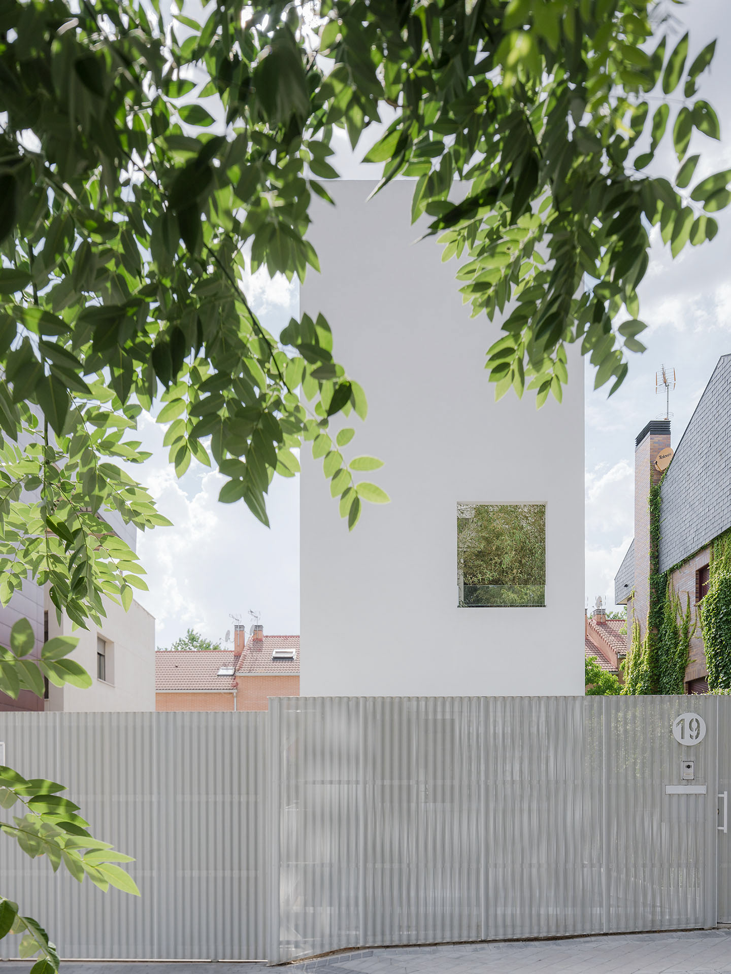 main façade Galgo house