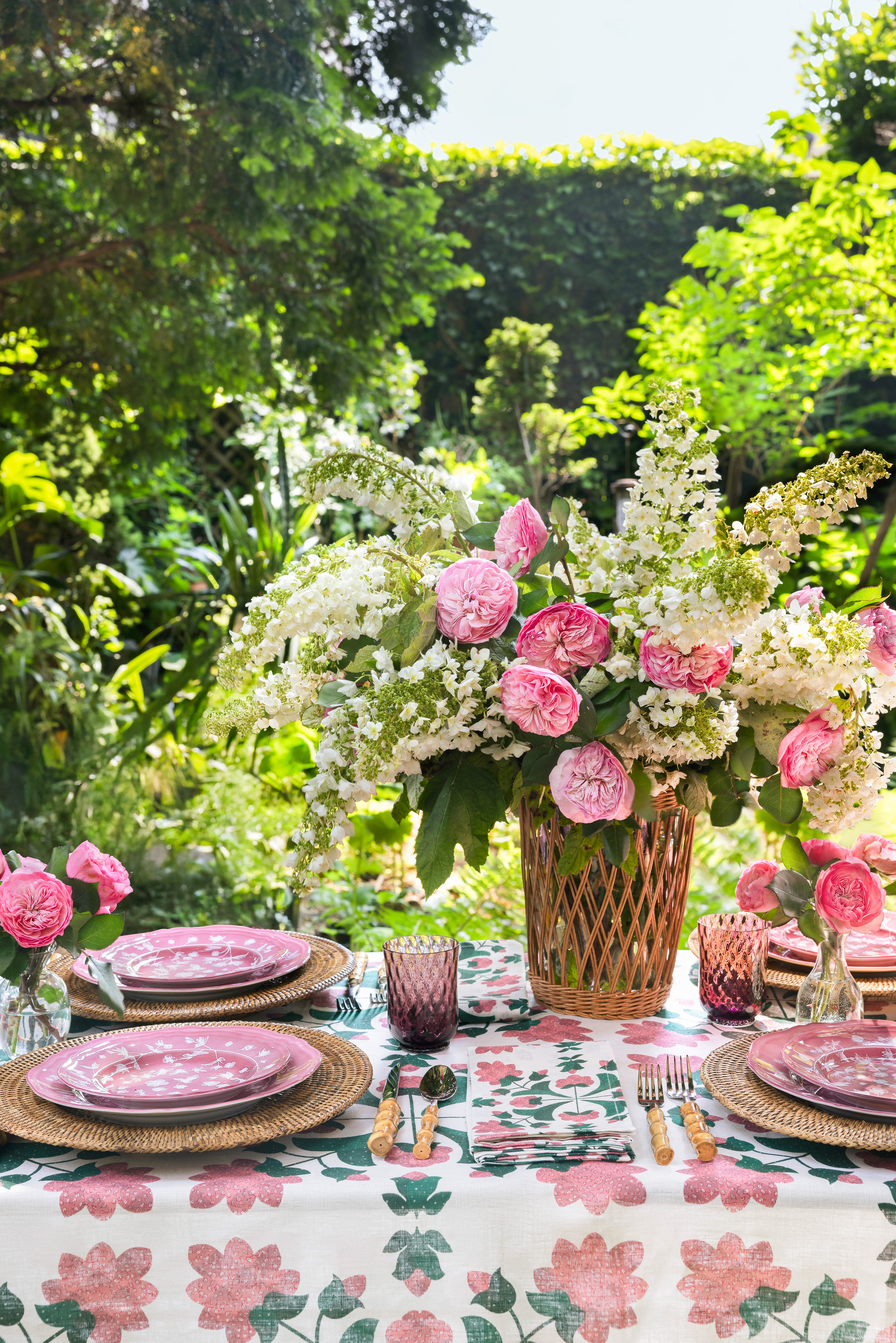 Kimberly Power Creative Cabana Garden Tablesetting, Photographed by Hayley Ellen Day