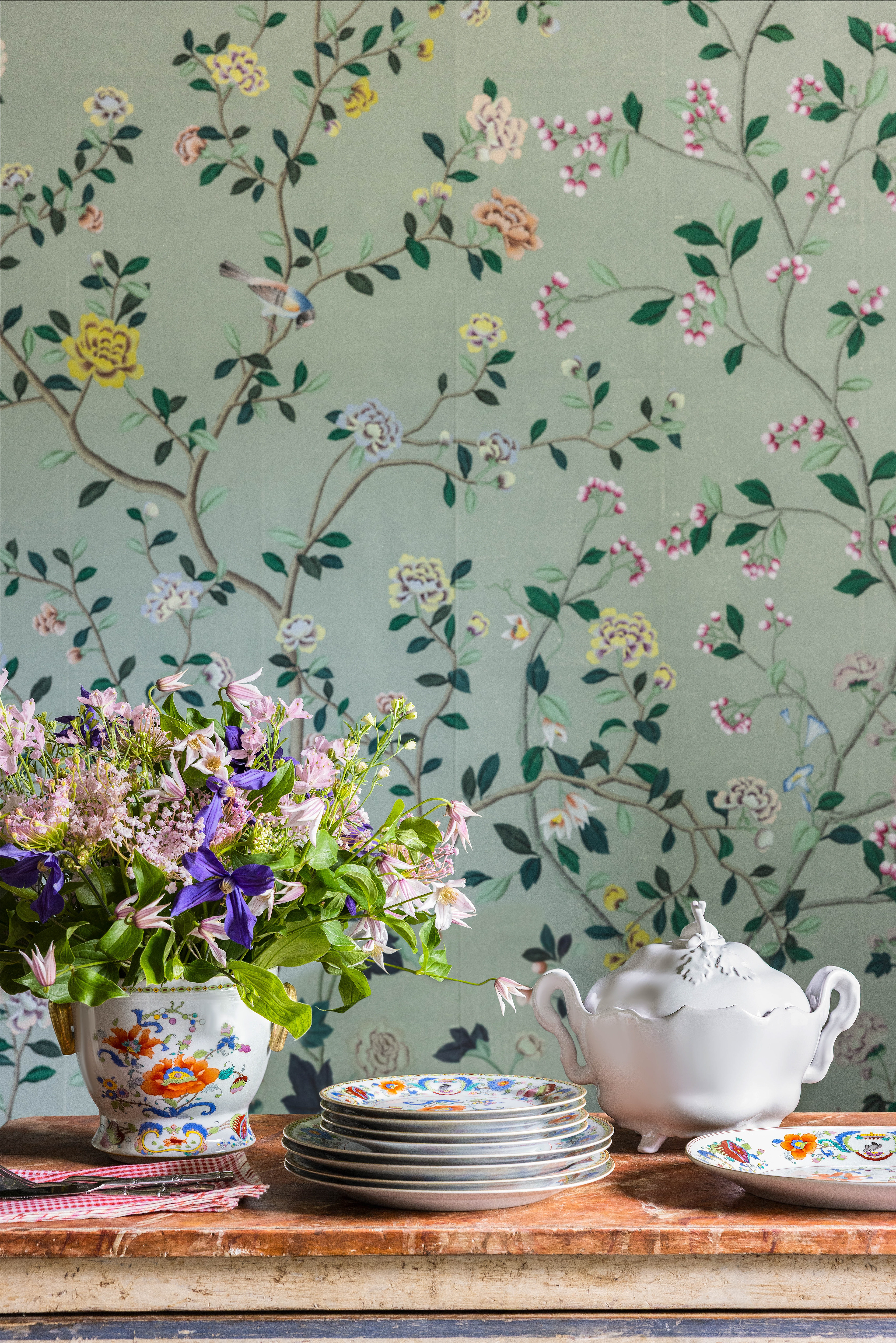 Tablesetting in the deGournay showroom, photographed by Hayley Ellen Day