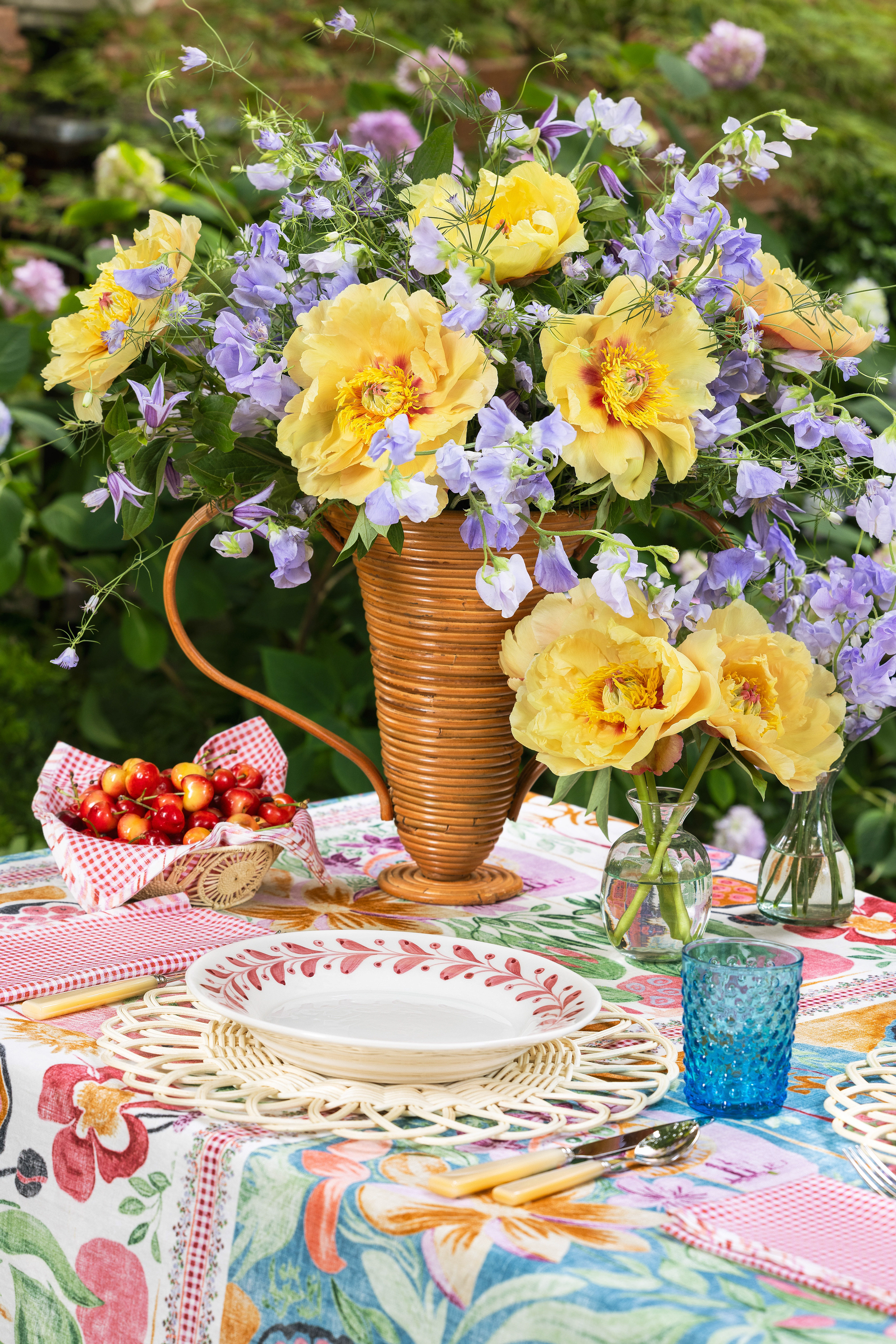 Kimberly Power Creative Cabana Garden Tablesetting, Photographed by Hayley Ellen Day