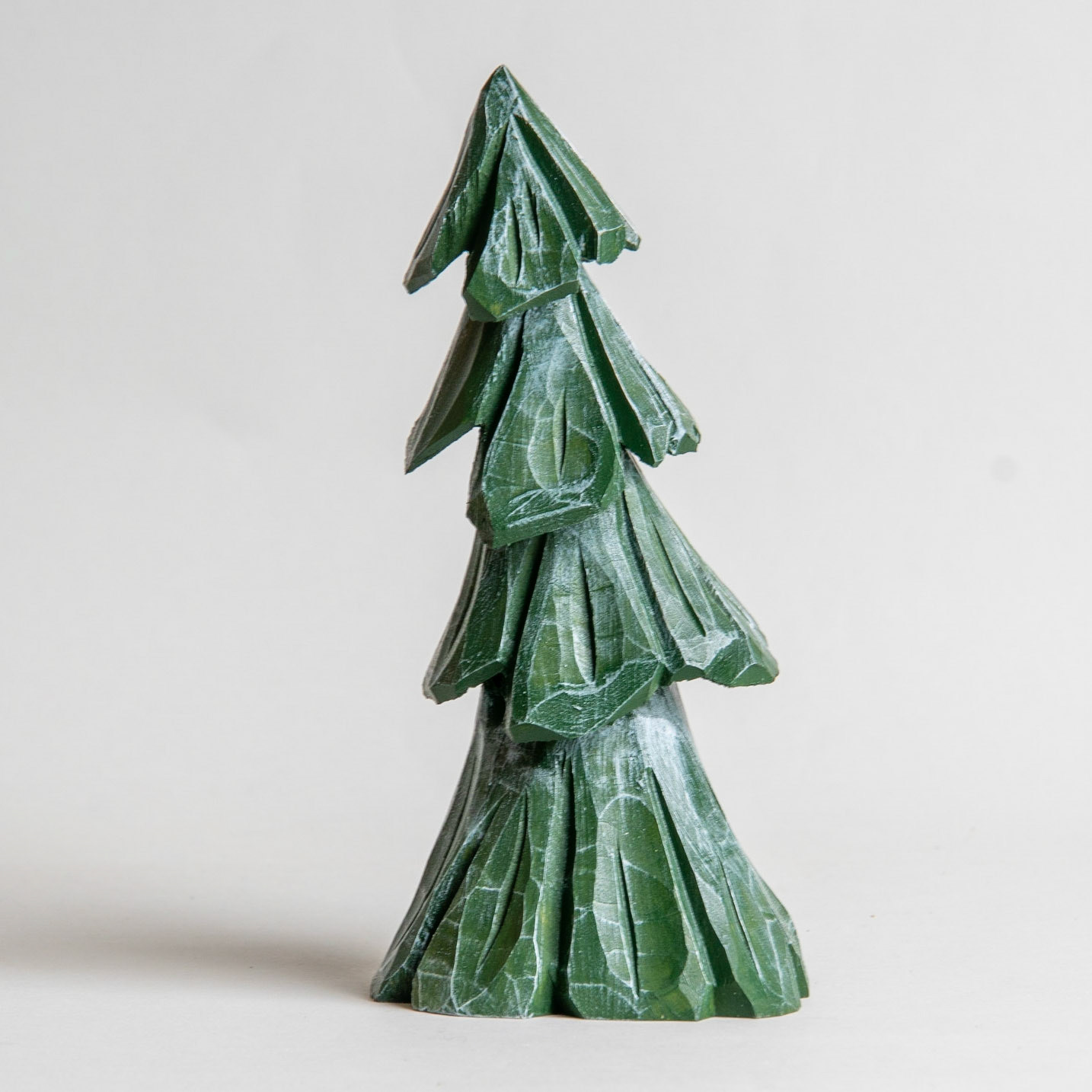 1548 -Tree - 6" - $25